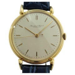 IWC Schaffhausen or massif 18 carats Jumbo 37 mm à remontage manuel des années 1960 vintage RA440B