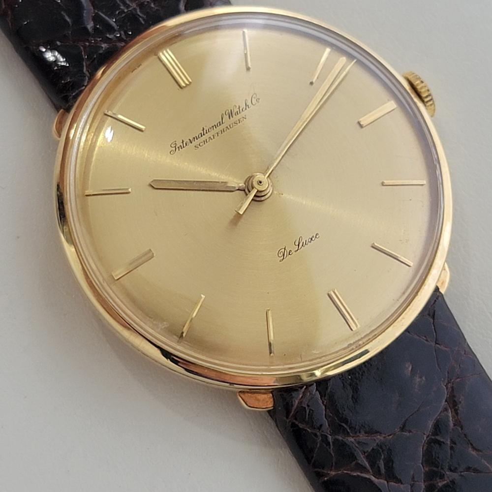 Caballero IWC Schaffhausen Deluxe 18k  Oro 34mm Viento Manual1960s Lujo Suizo RA512 en Excelente estado para la venta en Beverly Hills, CA