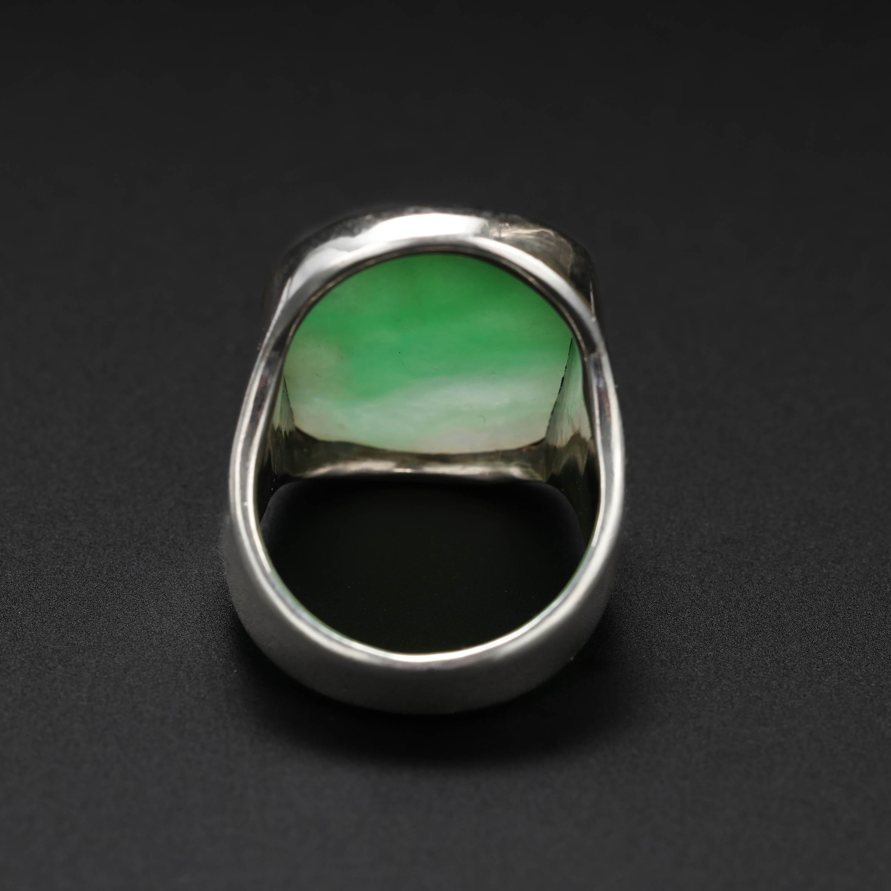 Men's Jade Ring Carved Pegasus Midcentury Certified Untreated Size 10 For Sale 1