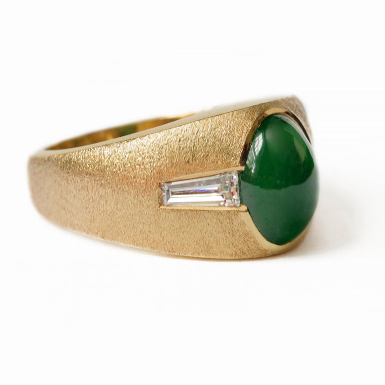 Men's Jade Ring of "Imperial" Color with Diamonds, circa 1965 For Sale at 1stdibs