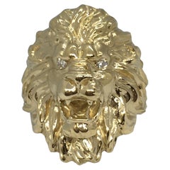Herrenring mit Löwenkopf und Diamant 14K Gelbgold mit Gewicht von 20 Gramm