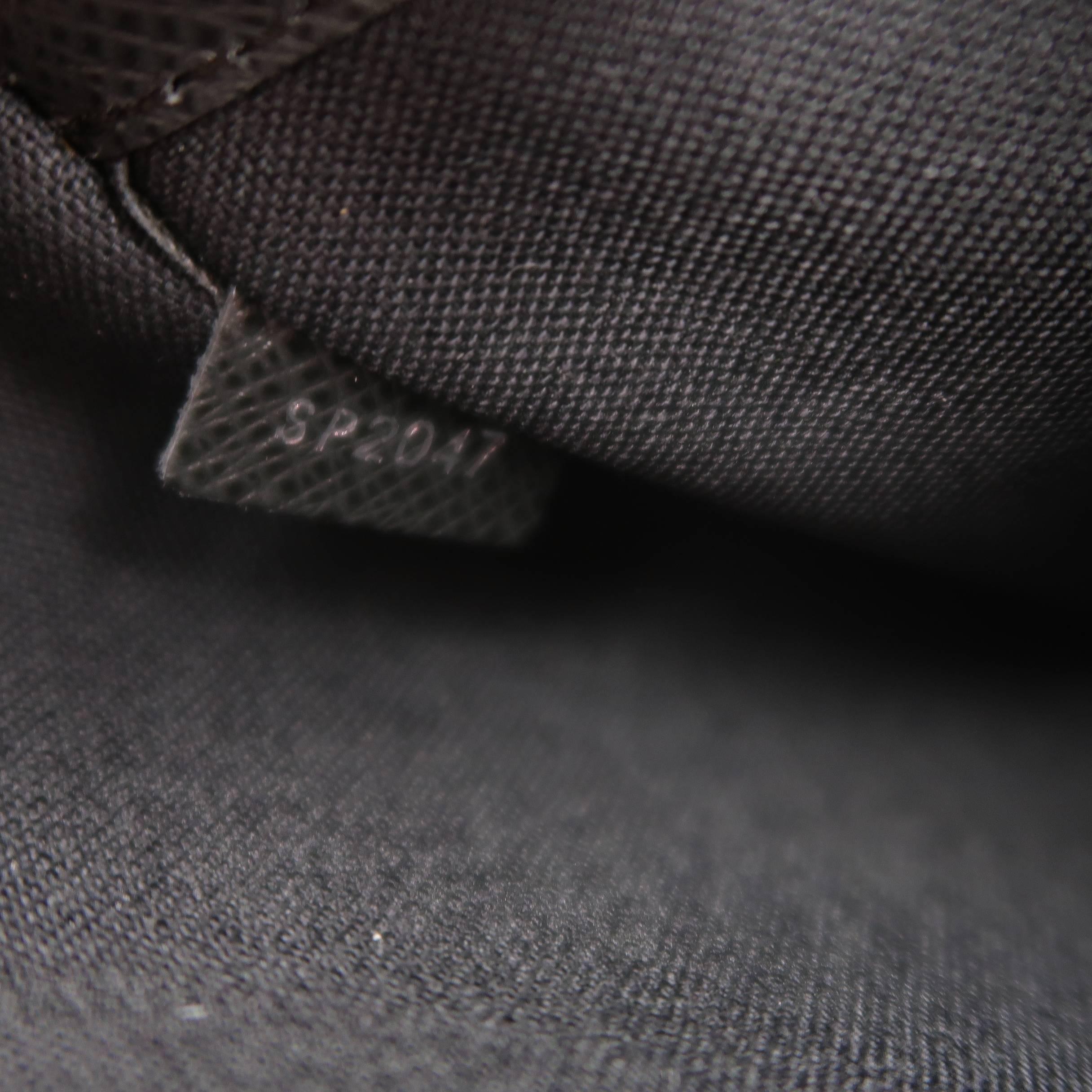 Louis Vuitton Men's Briefcase Black Taiga Textured Leather Travel Bag Attache  13