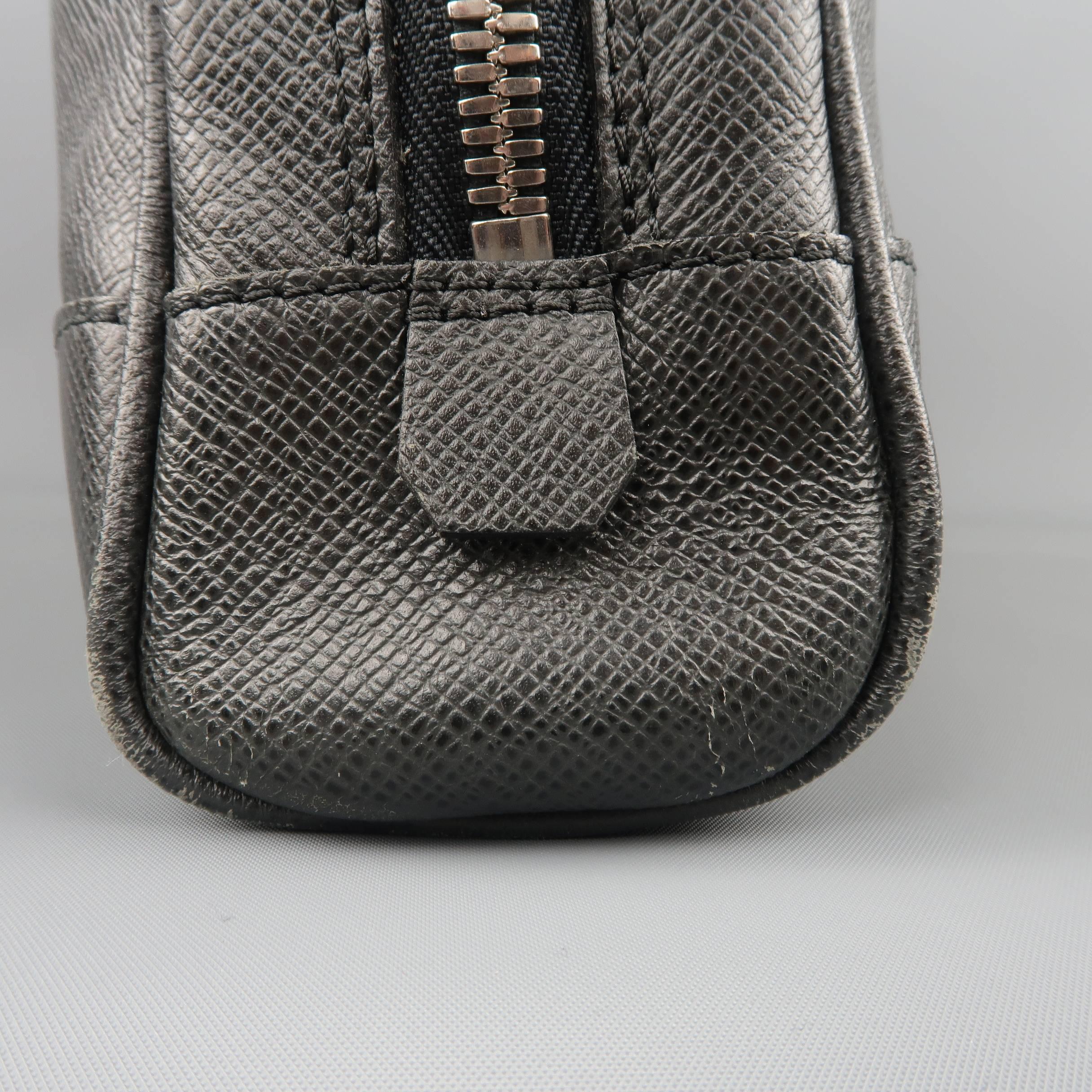 Louis Vuitton Men's Briefcase Black Taiga Textured Leather Travel Bag Attache  4