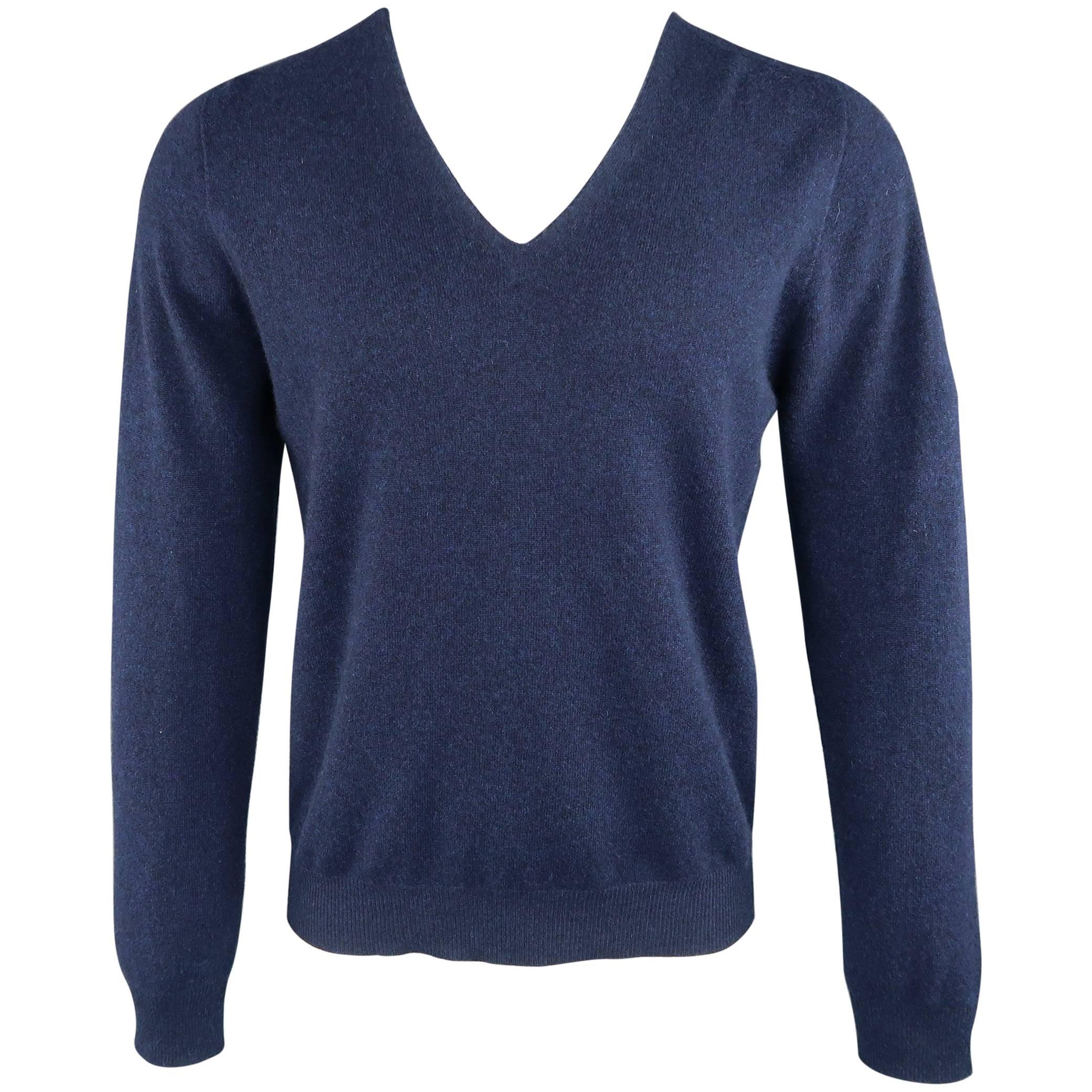 Men
s MAISON MARTIN MARGIELA Size M Navy Cashmere V Neck Stitches Pullover