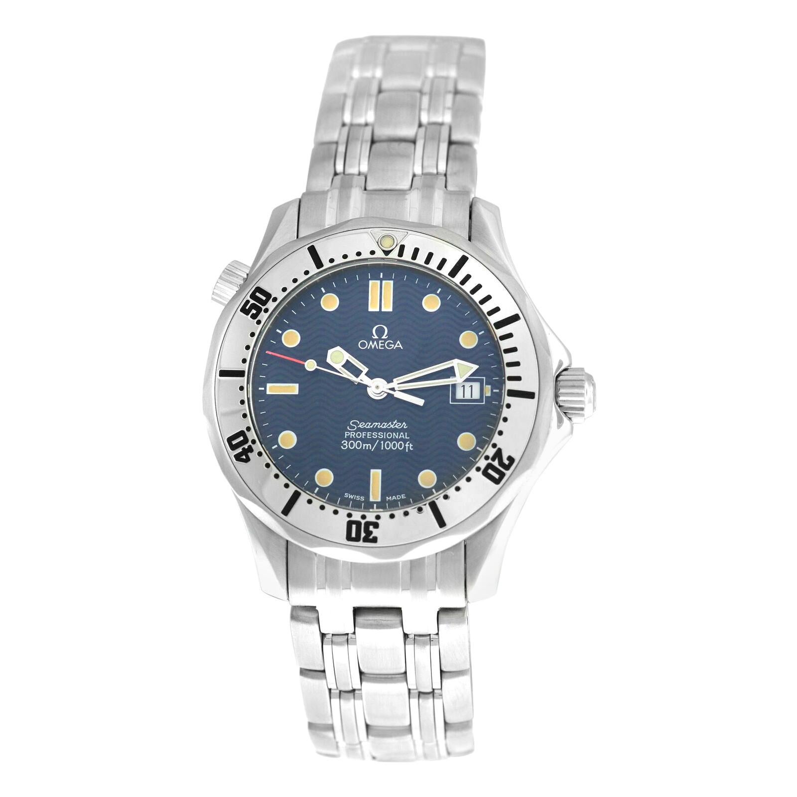 Men's Midsize Omega Seamaster 2562.80 James Bond Date Quartz Watch For Sale