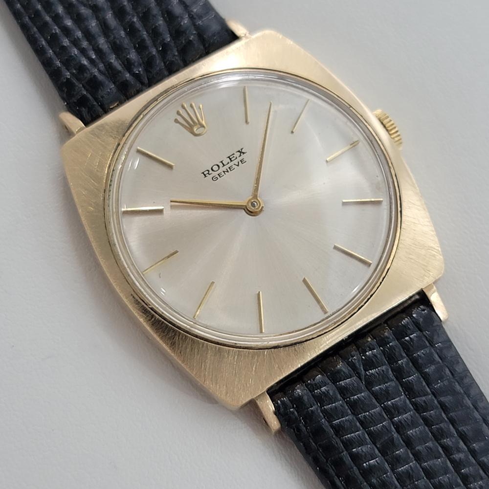 Luxurious classic, rare Men's midsize 14k solid gold Rolex Geneve ref.3604 manual-wind dress watch, c.1960s. Verified authentic by a master watchmaker. Gorgeous, Rolex signed dial, Geneve hallmarked, applied indice hour marks, gilt minute and hour