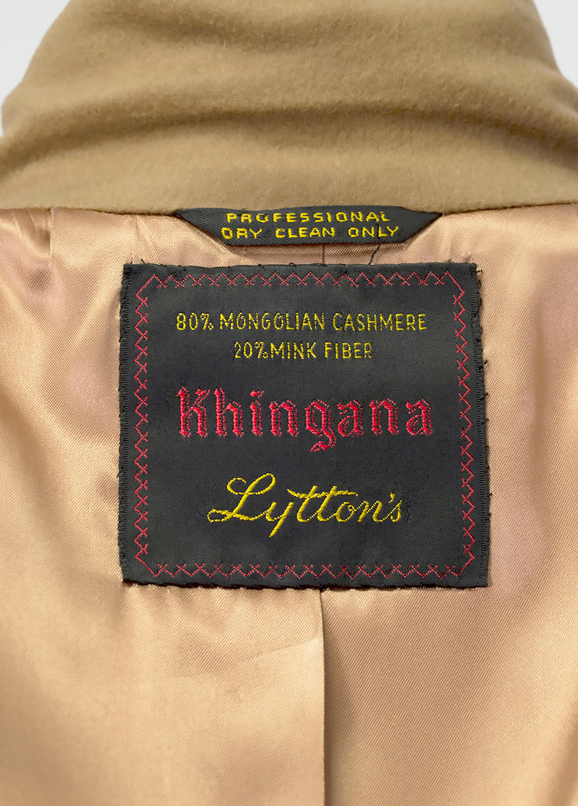 Topcoat minimalista da uomo a 3 bottoni in cammello, visone e cashmere della Mongolia - 40R, 1969 in vendita 5