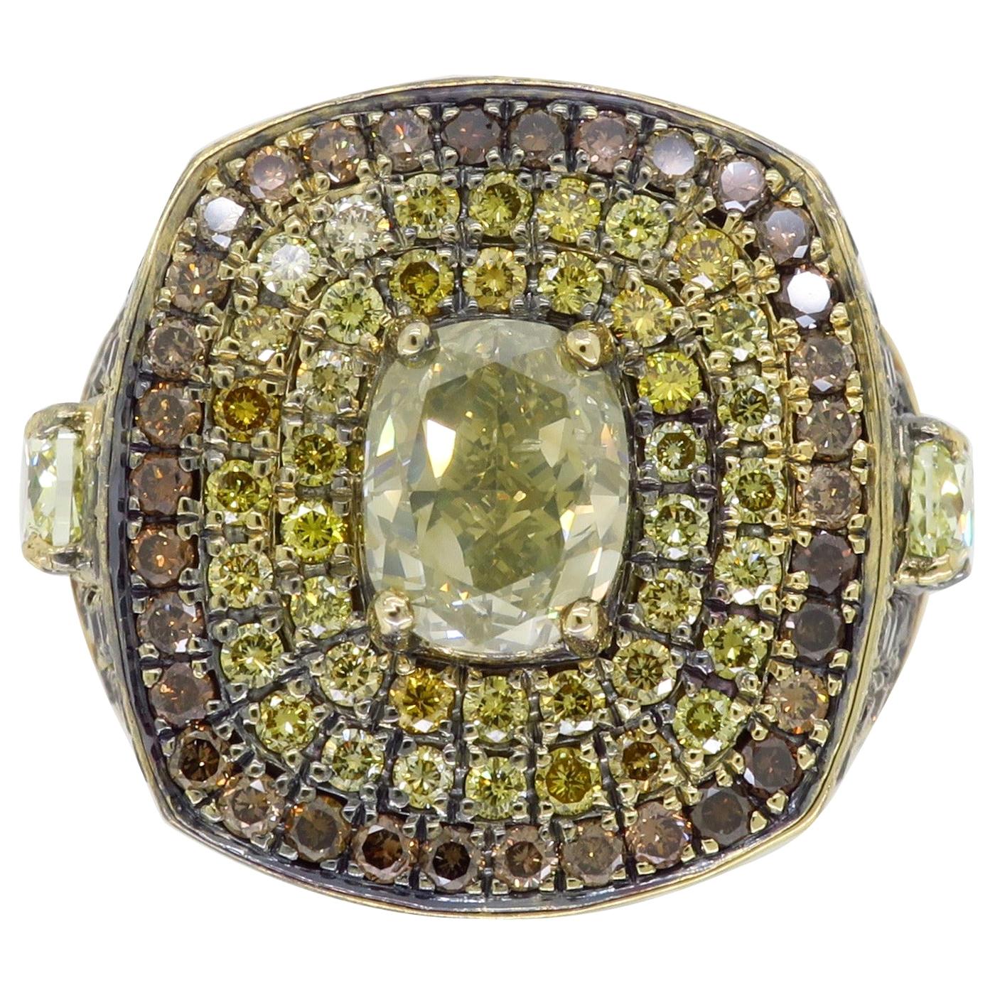 Men's Multi-Colored Diamond Ring in 18 Karat Gold