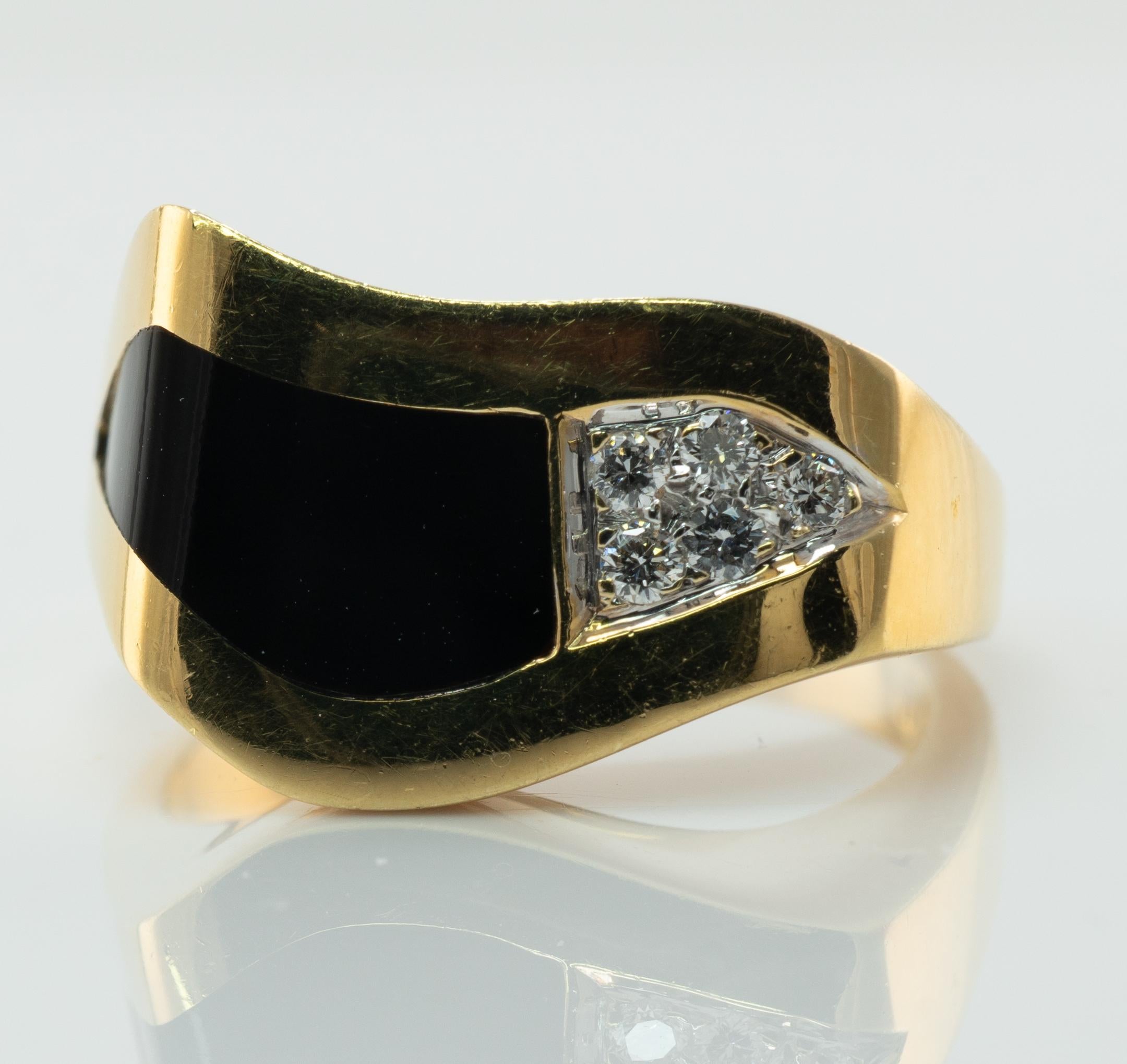 Mens Natural Diamond Onyx Ring 18K Gold Band For Sale 3