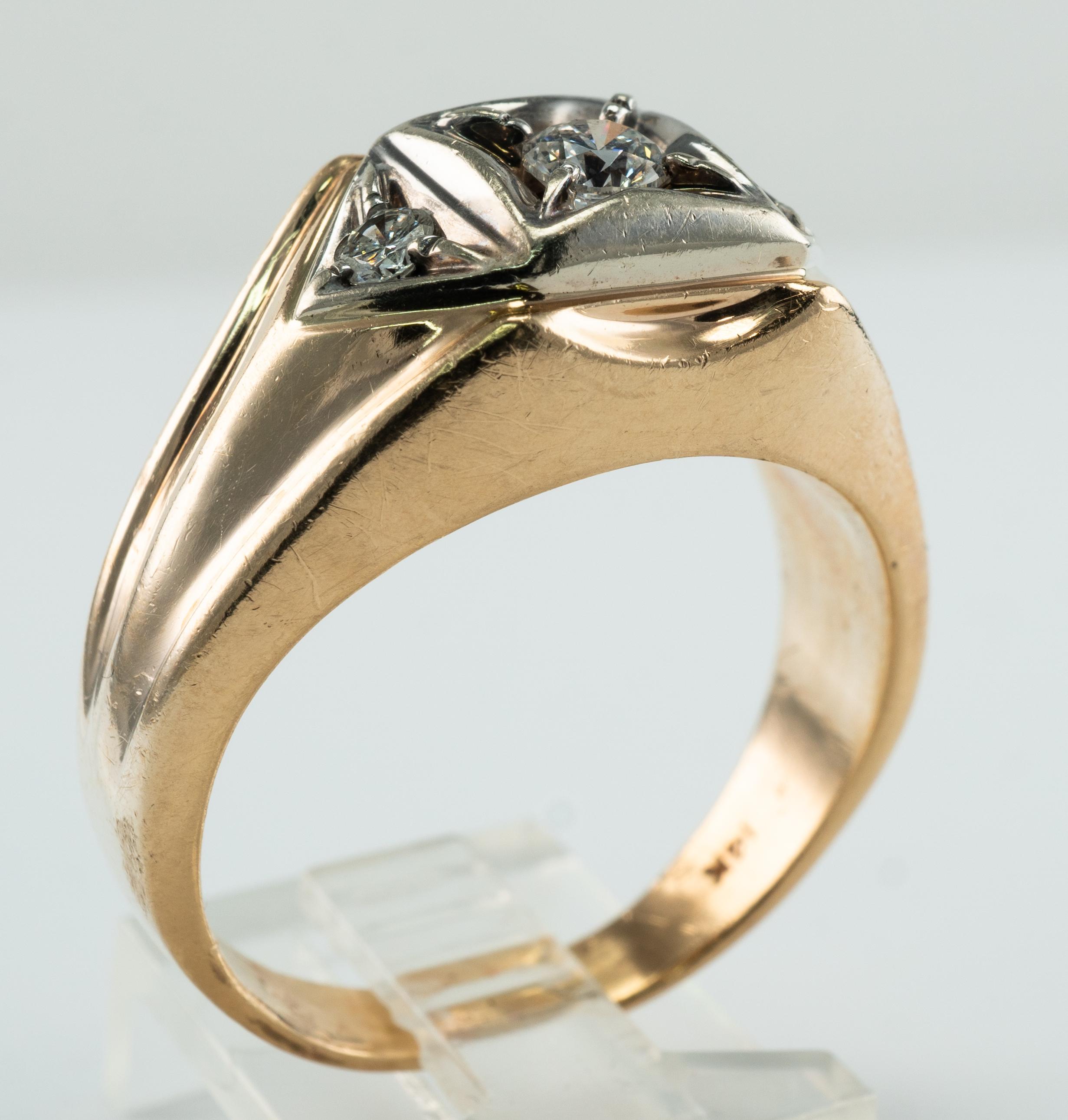 Mens Natural Diamond Ring 14K Gold Vintage .45 Tdw Three Stones In Good Condition For Sale In East Brunswick, NJ