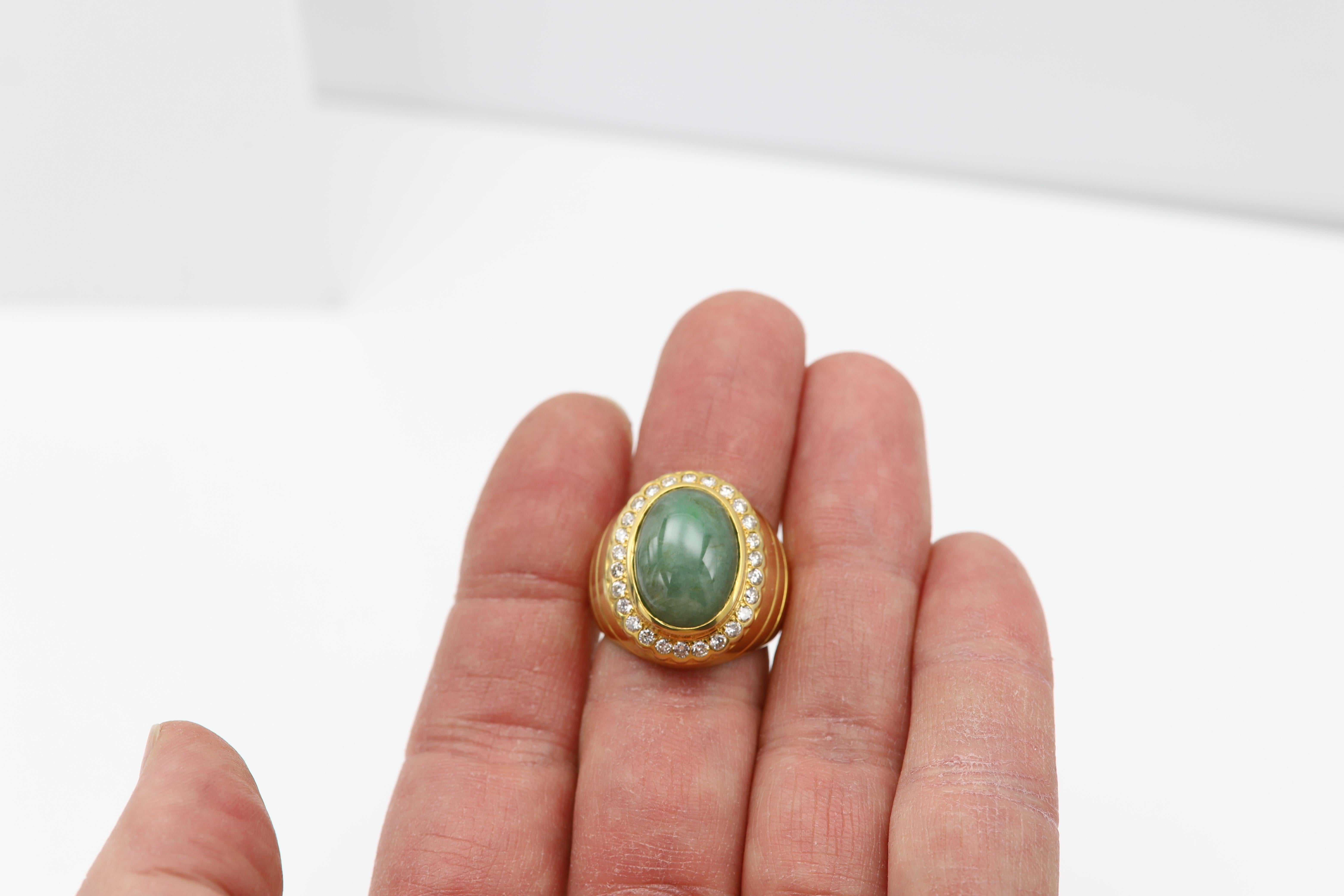Mens Natural Jade Ring with Diamond in 18 Karat Yellow gold Vintage Jade Ring For Sale 1