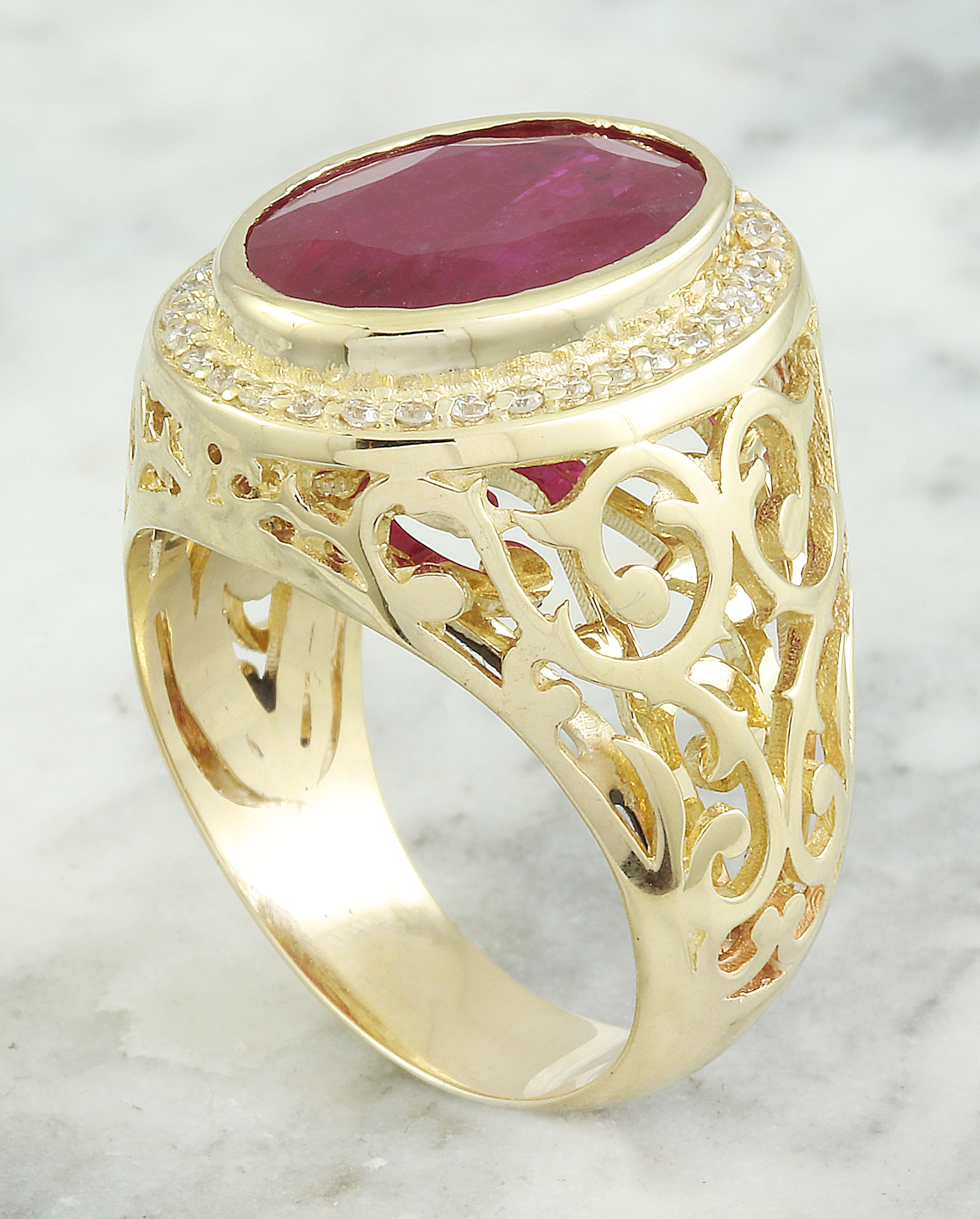 Oval Cut Men's Natural Ruby Diamond Ring In 14 Karat Solid Yellow Gold  For Sale
