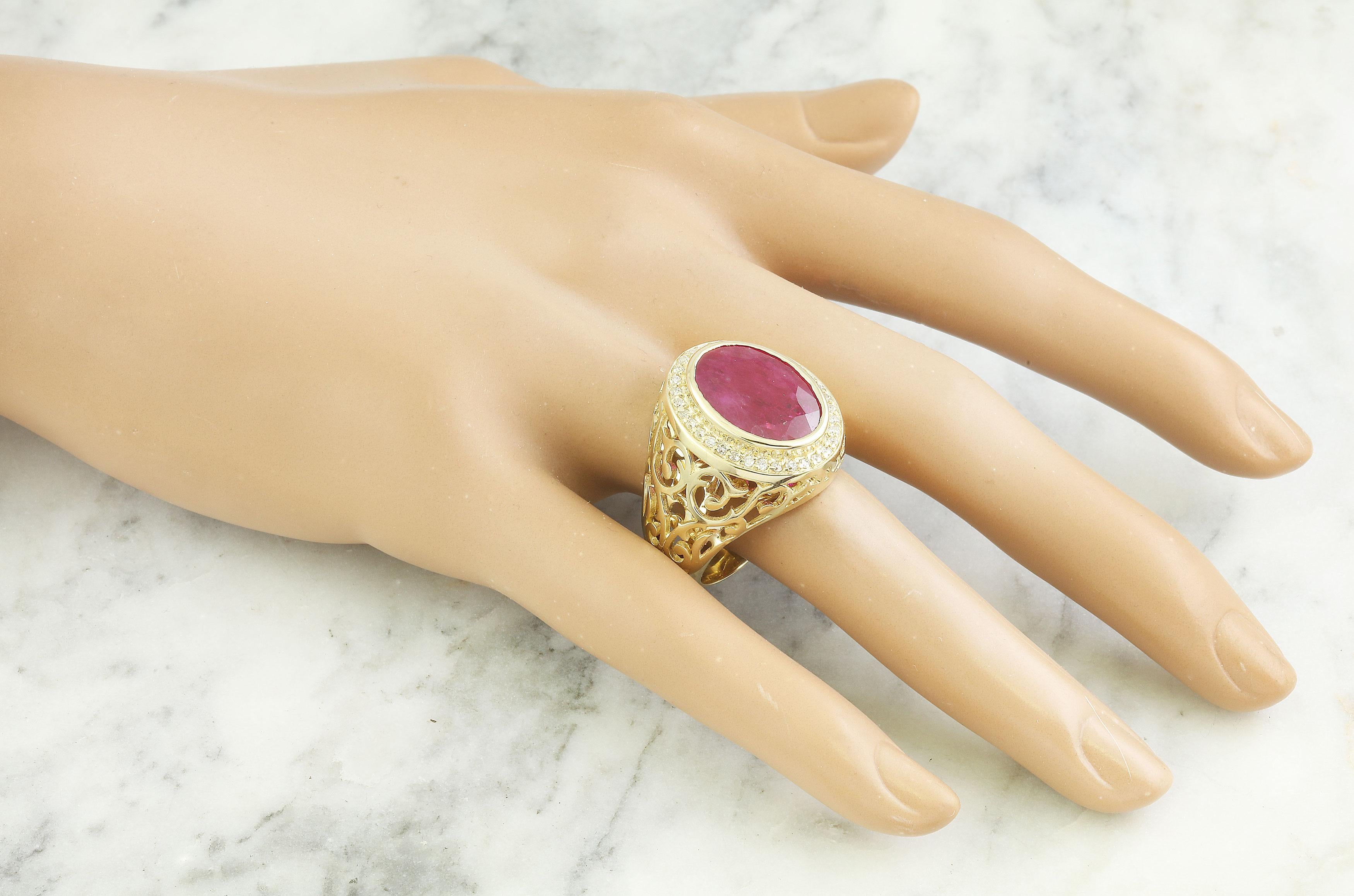 Men's Natural Ruby Diamond Ring In 14 Karat Solid Yellow Gold  In New Condition For Sale In Los Angeles, CA