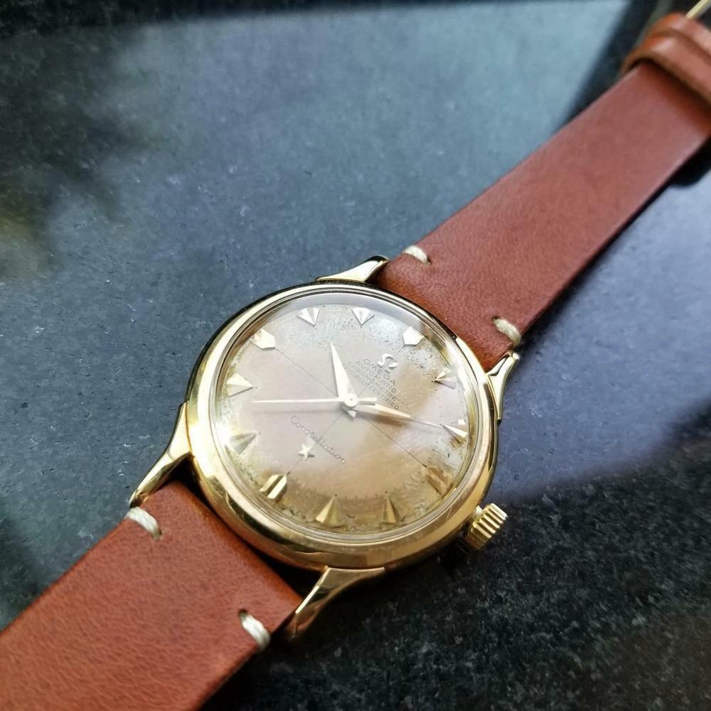 Men's Omega 14 Karat Gold Constellation De Luxe Automatic, Swiss Vintage LV666 In Excellent Condition In Beverly Hills, CA