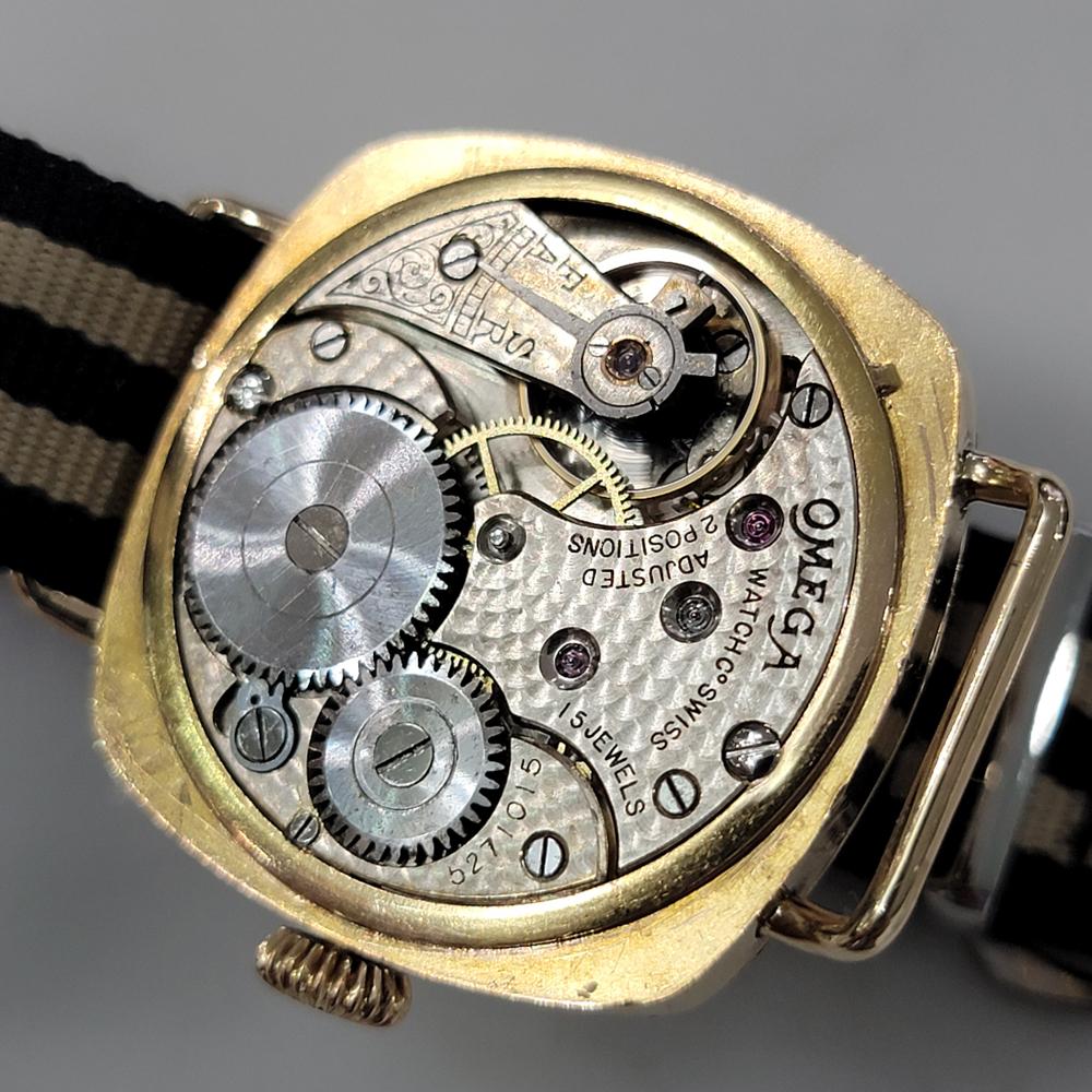 Herren Omega Military Trench-Uhr 14k Roségold mit Handaufzug 1930er Jahre JM20 6