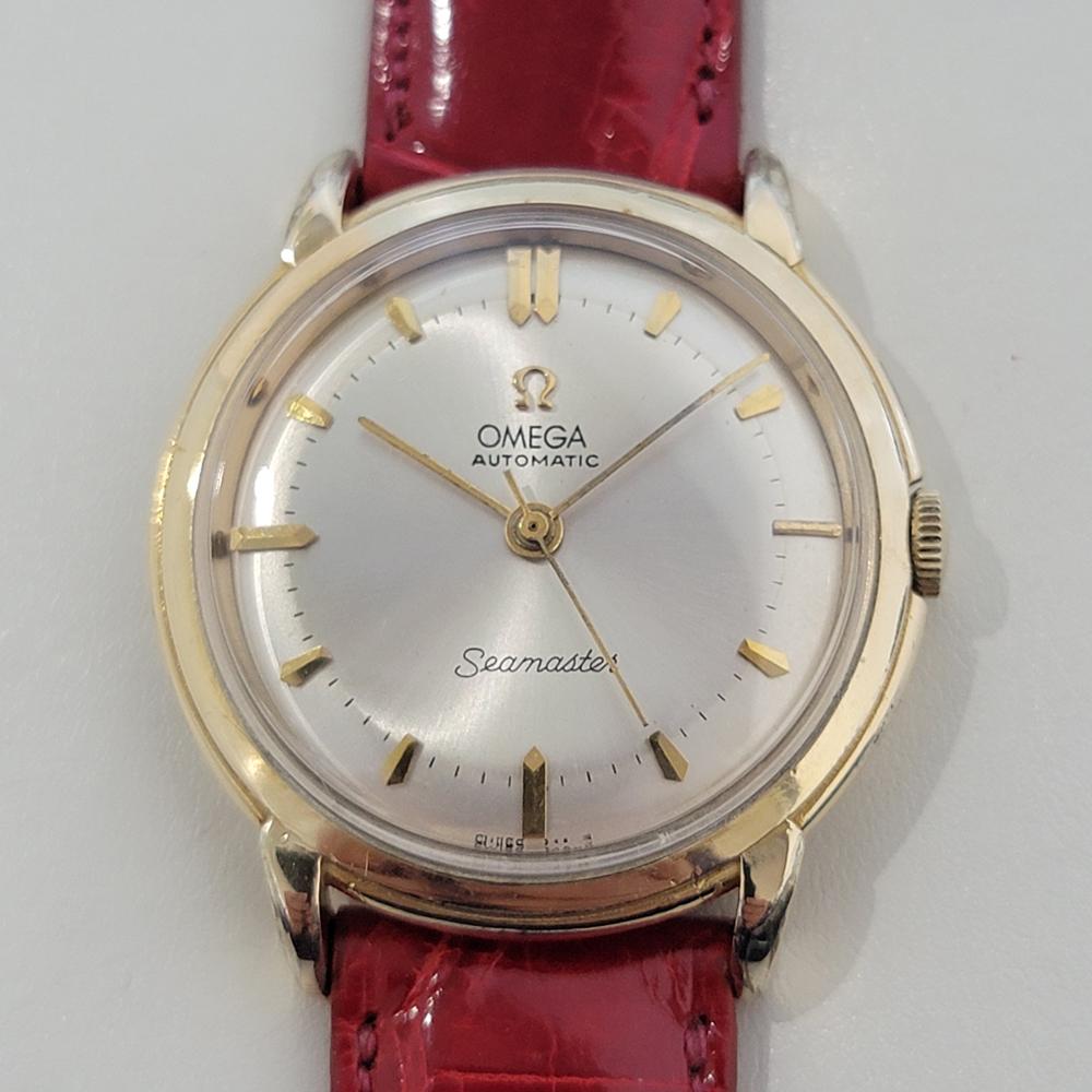 Vintage classique, Omega Seamaster pour homme, automatique avec pare-chocs en or, A.C.C., en excellent état de marche. Vérifié authentique par un maître horloger. Magnifique cadran signé Omega, index appliqués, aiguilles des minutes et des heures