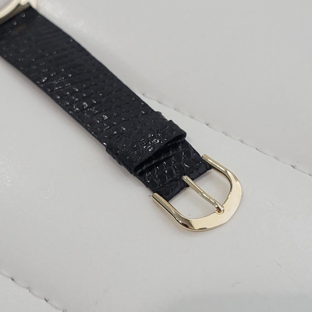 Omega collection américaine P6587 or 14 carats à remontage manuel des années 1960, vintage suisse RA468 en vente 3