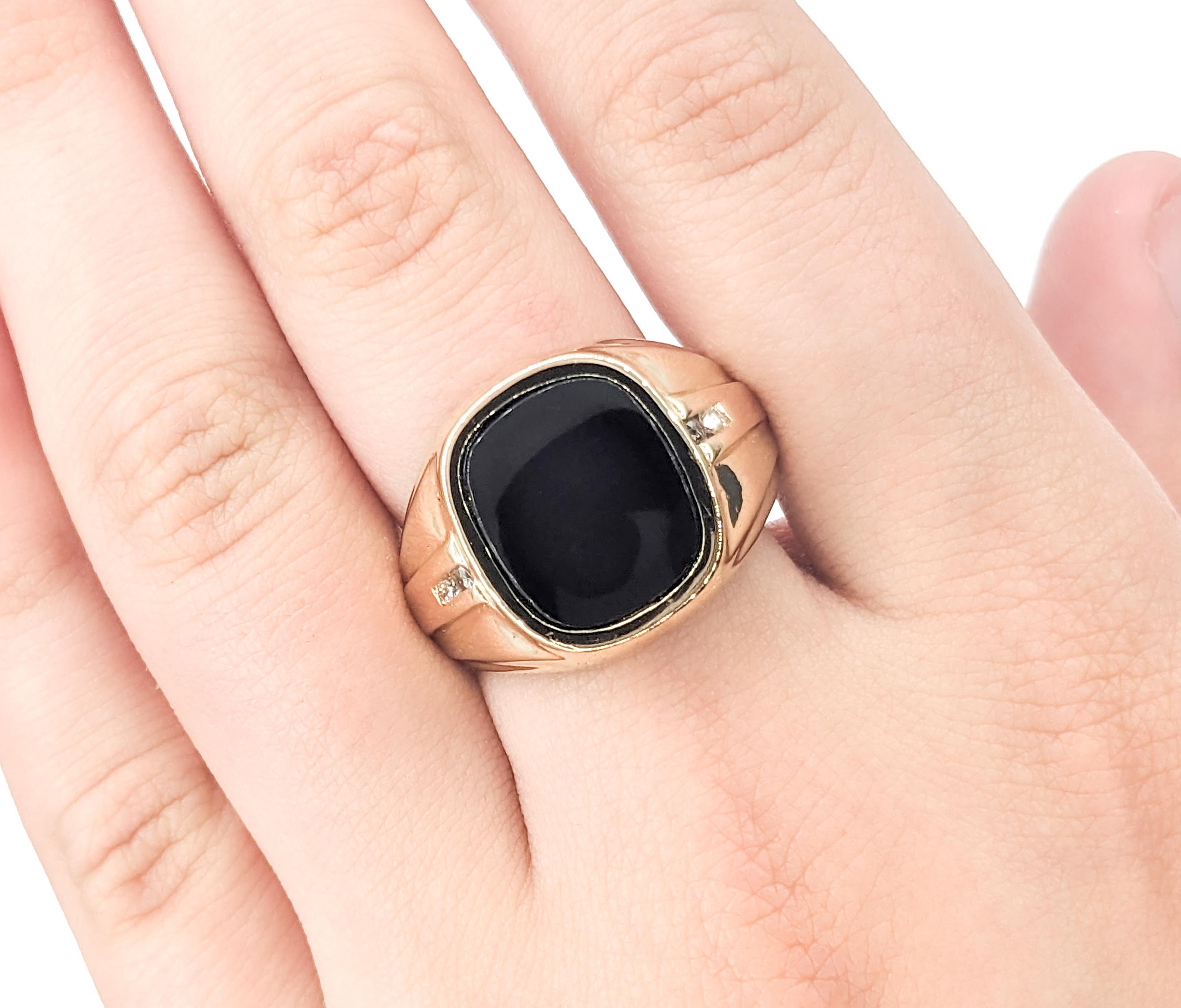 Mens Onyx Ring With Diamonds In Yellow Gold In Excellent Condition In Bloomington, MN