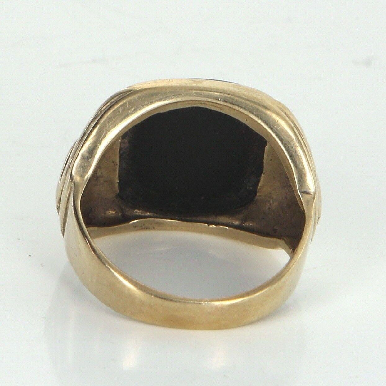preowned signet rings