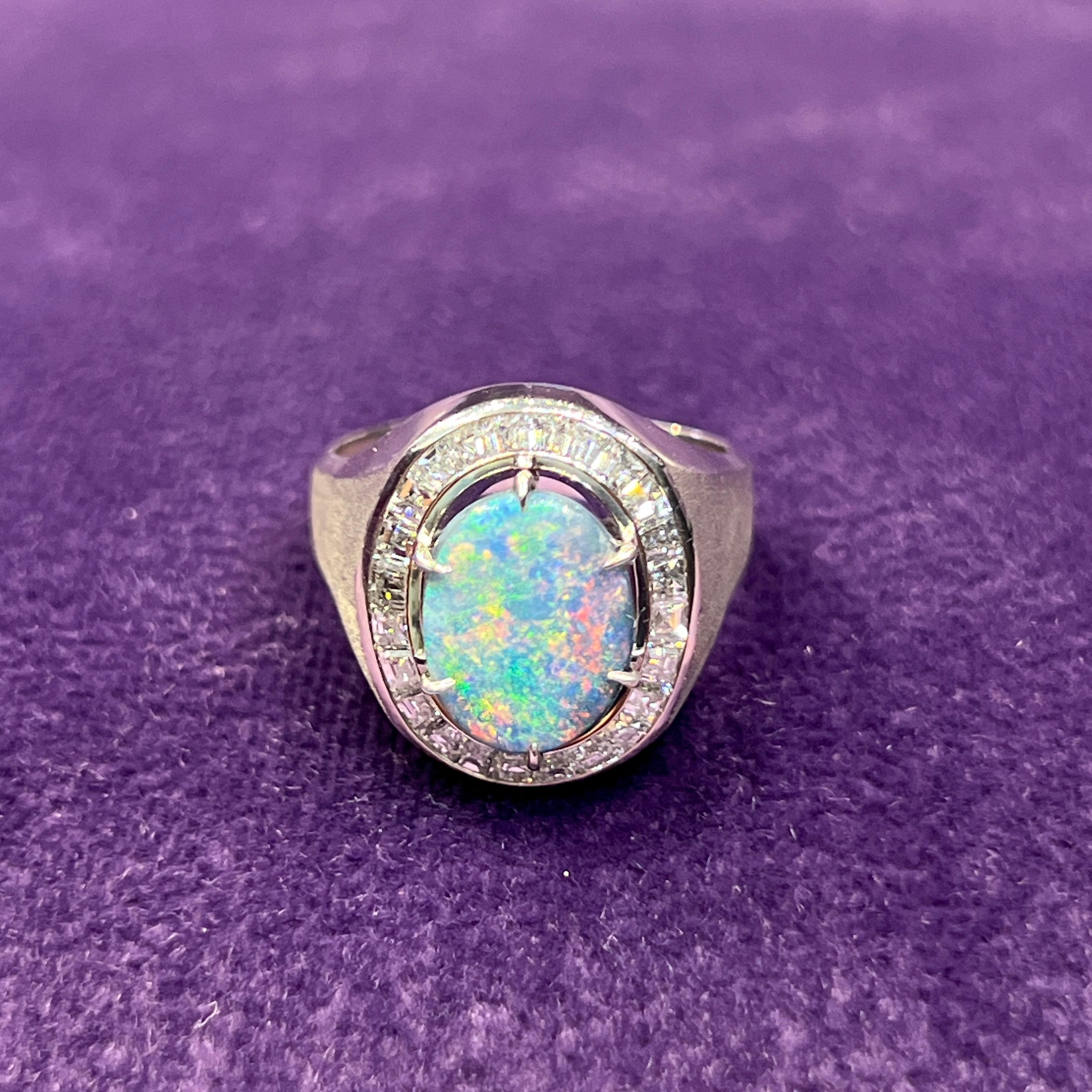 Men's Opal & Diamond Ring In Excellent Condition For Sale In New York, NY