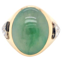 Used Men's Oval Green Water Jade and 6 Diamond Ring, 14K Yellow Gold