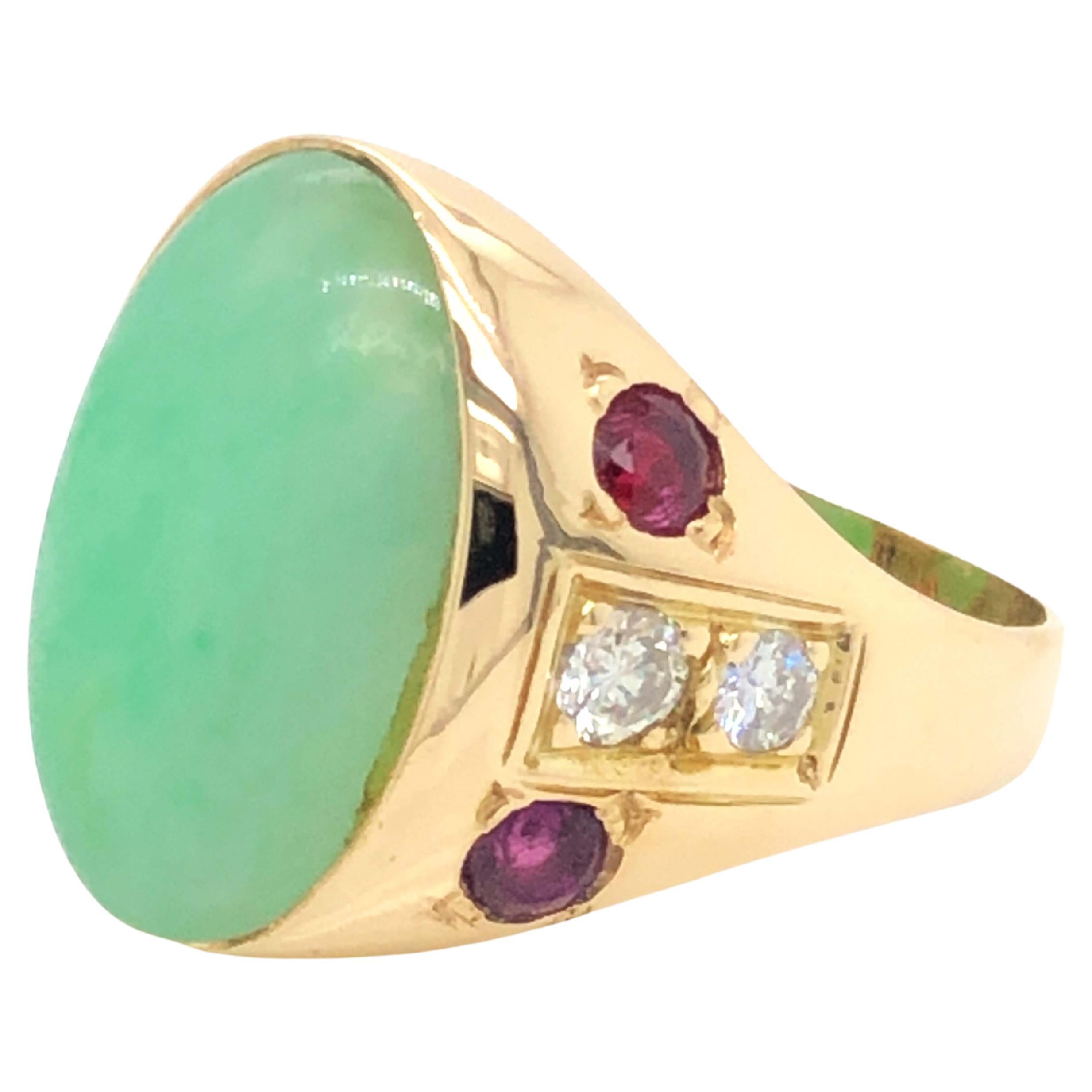 Herrenring aus ovaler, blass gesprenkelter grüner Jade, Diamant und Rubin - 14k Gelbgold