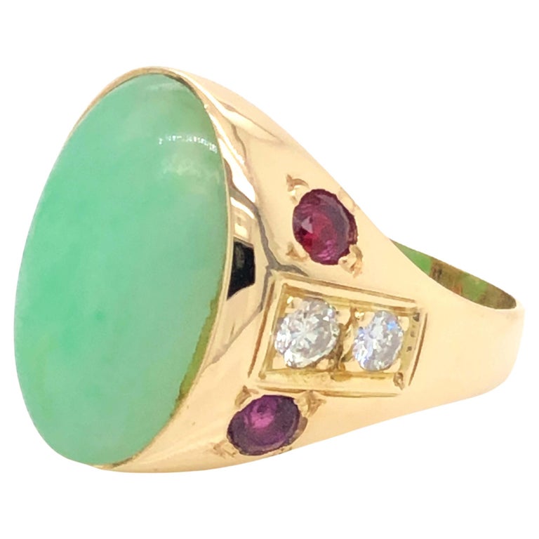 Men's Oval Pale Mottled Green Jade, Diamond and Ruby Ring - 14k Yellow Gold For Sale