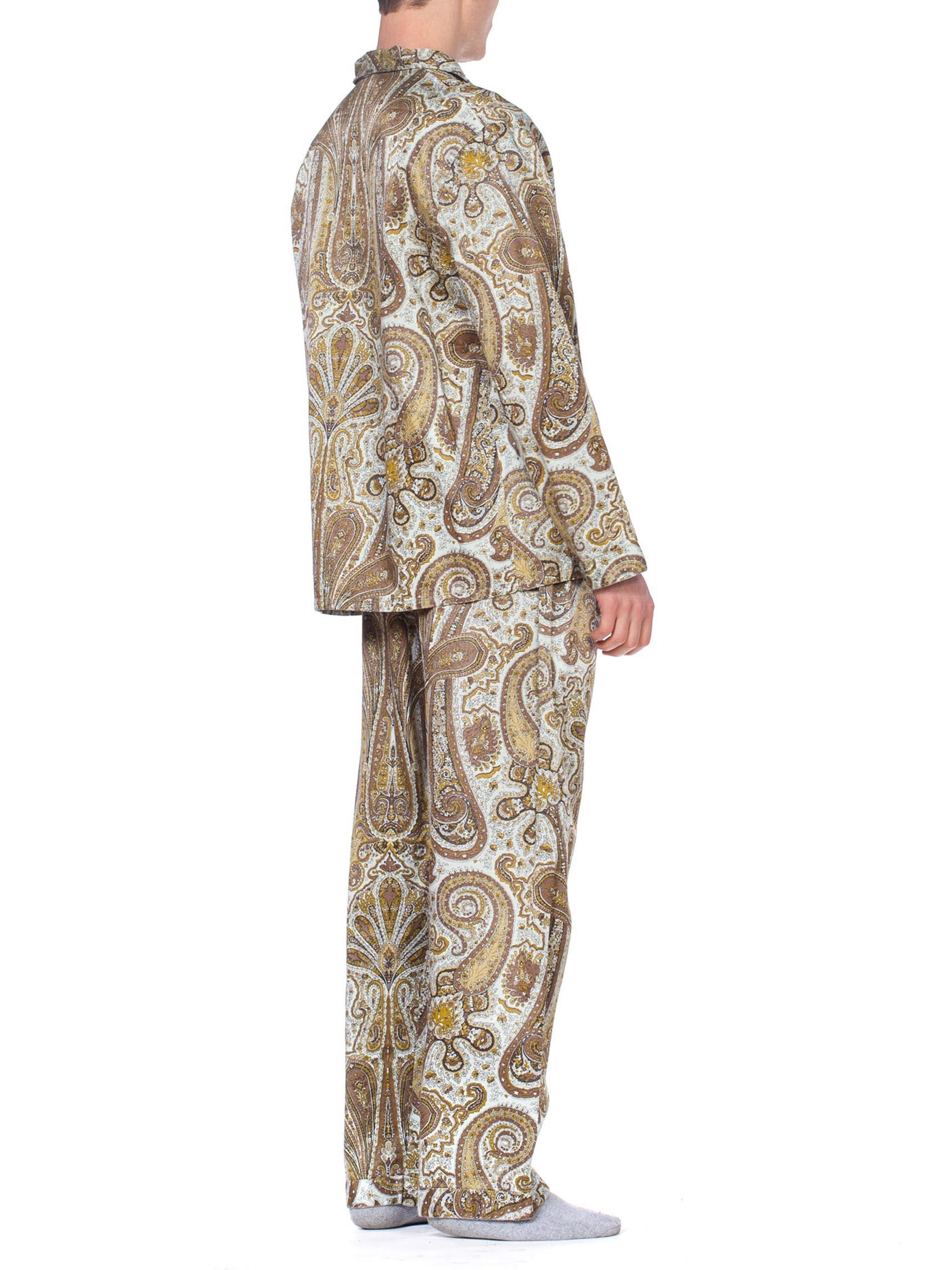 Ensemble pyjama en satin de rayonne avec dos en coton et motif cachemire, années 1970 en vente 4