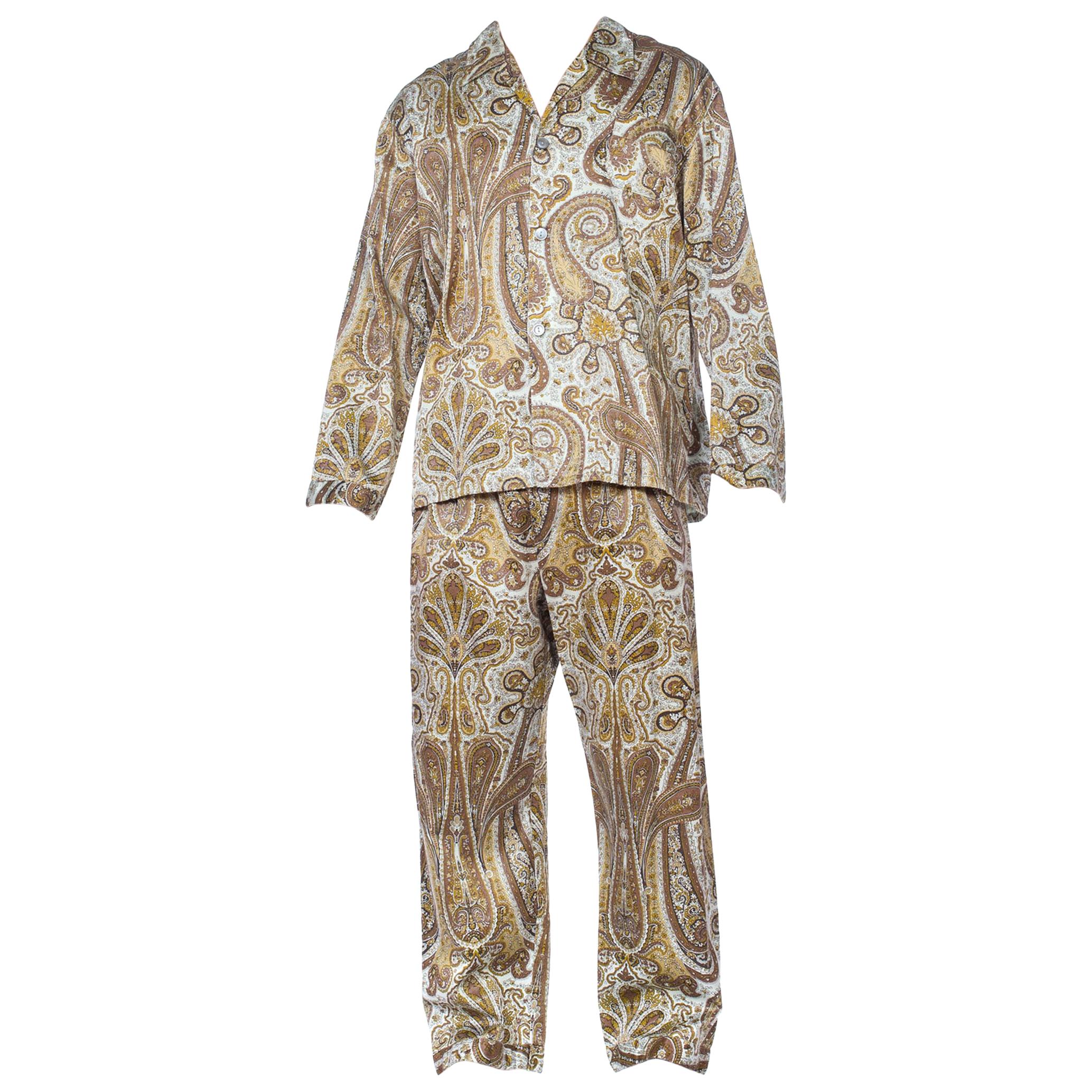 Ensemble pyjama en satin de rayonne avec dos en coton et motif cachemire, années 1970 en vente