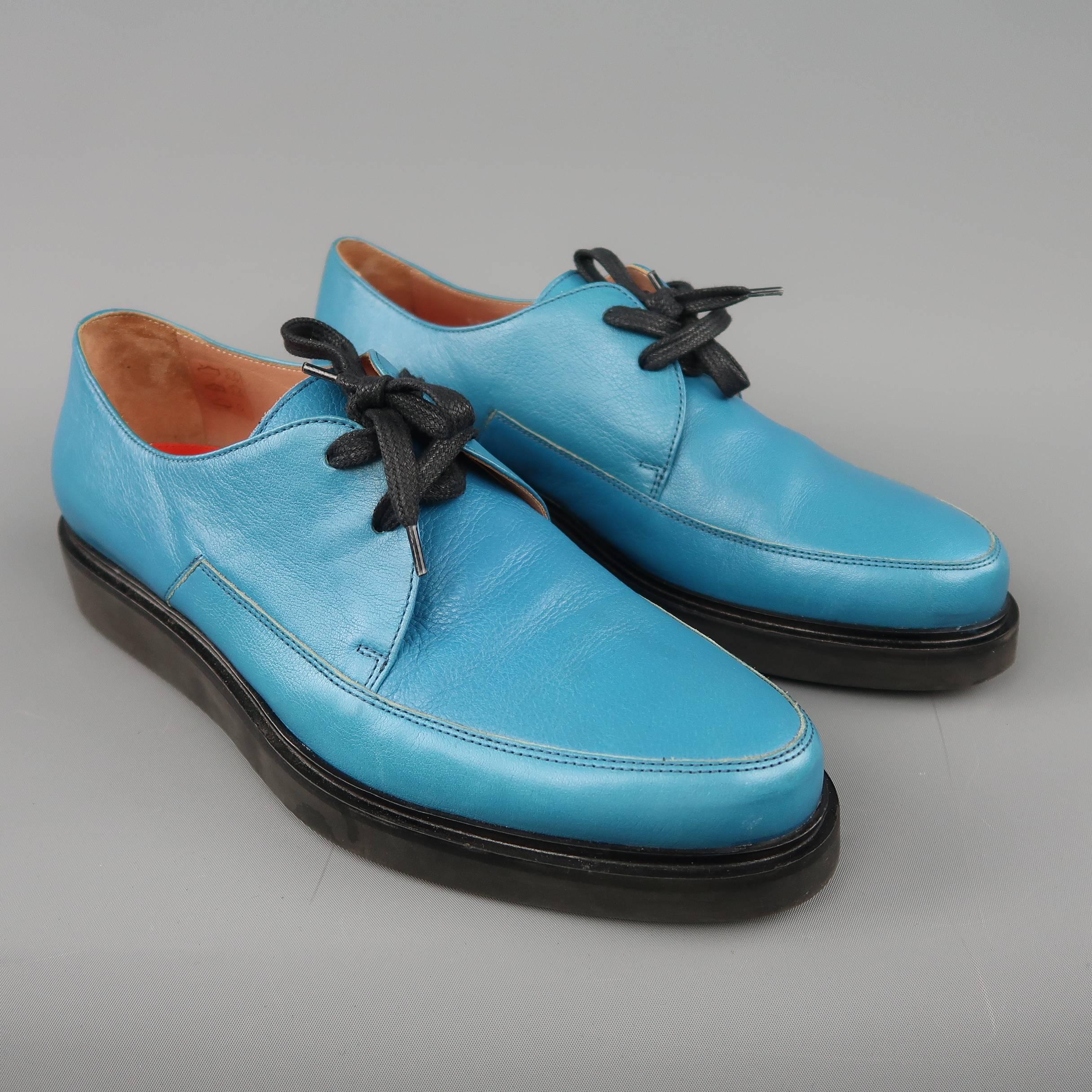 PAUL SMITH creepers come in turquoise leather with a pointed apron toe and thick black rubber sole. Made in Italy.
 
Good Pre-Owned Condition.
Marked: IT 41
 
Outsole: 11.5 x 4.25 in.