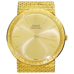 Men's Piaget Dress Watch 18 Karat Yellow Gold 30J Thin Automatic Wristwatch