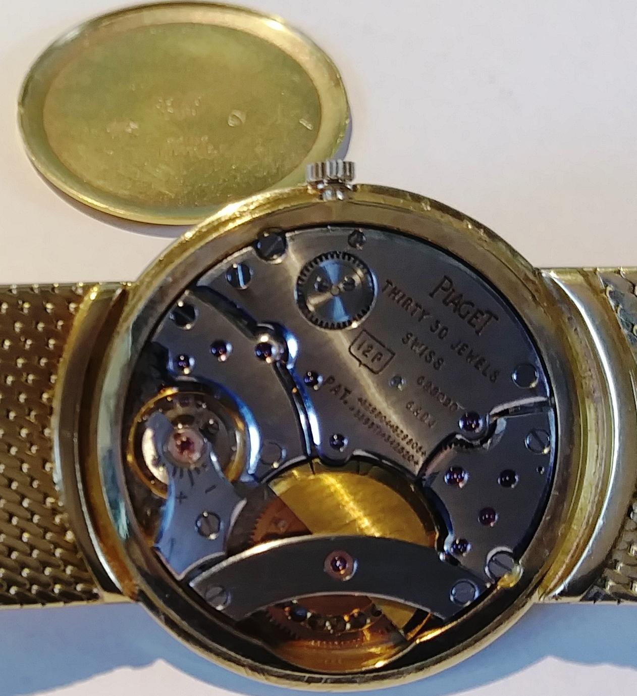 Men's Piaget Dress Watch 18 Karat Yellow Gold 30J Thin Automatic Wristwatch 1