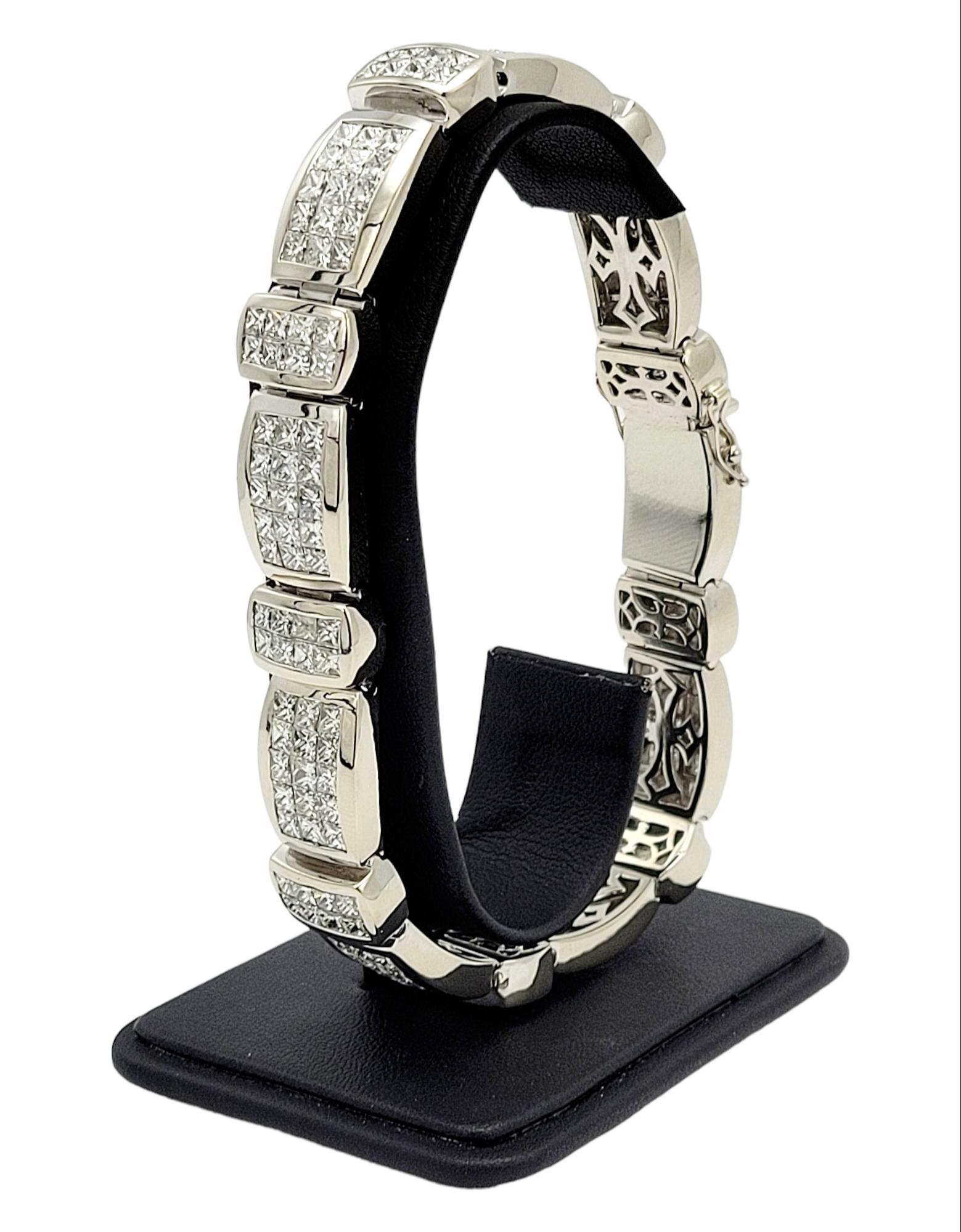 Bracelet à maillons en or blanc 18 carats pour homme, serti de diamants Princesse et Invisible en vente 5