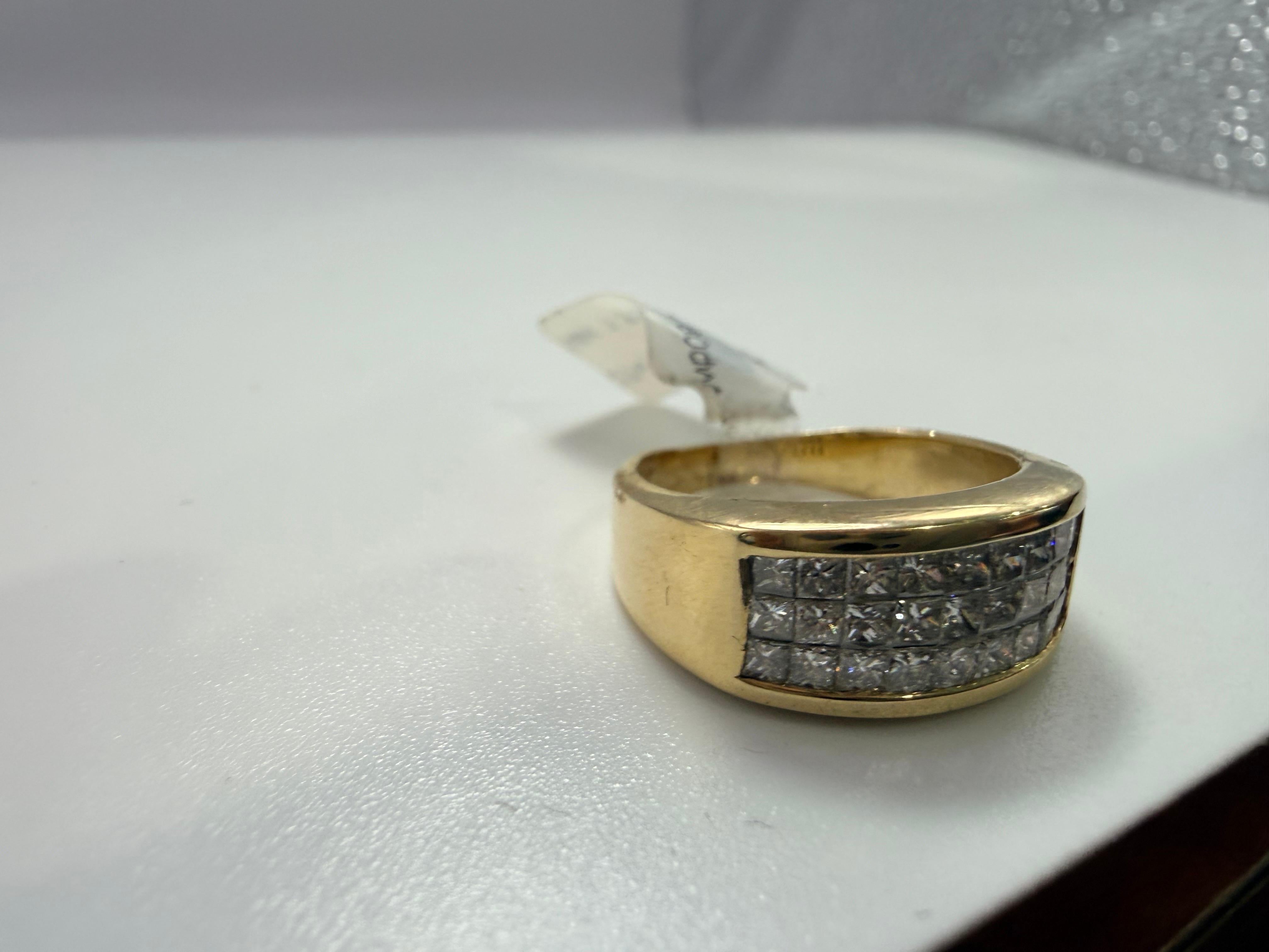 Anello da uomo con diamante princess Anello da uomo in oro 14KT in vendita 1