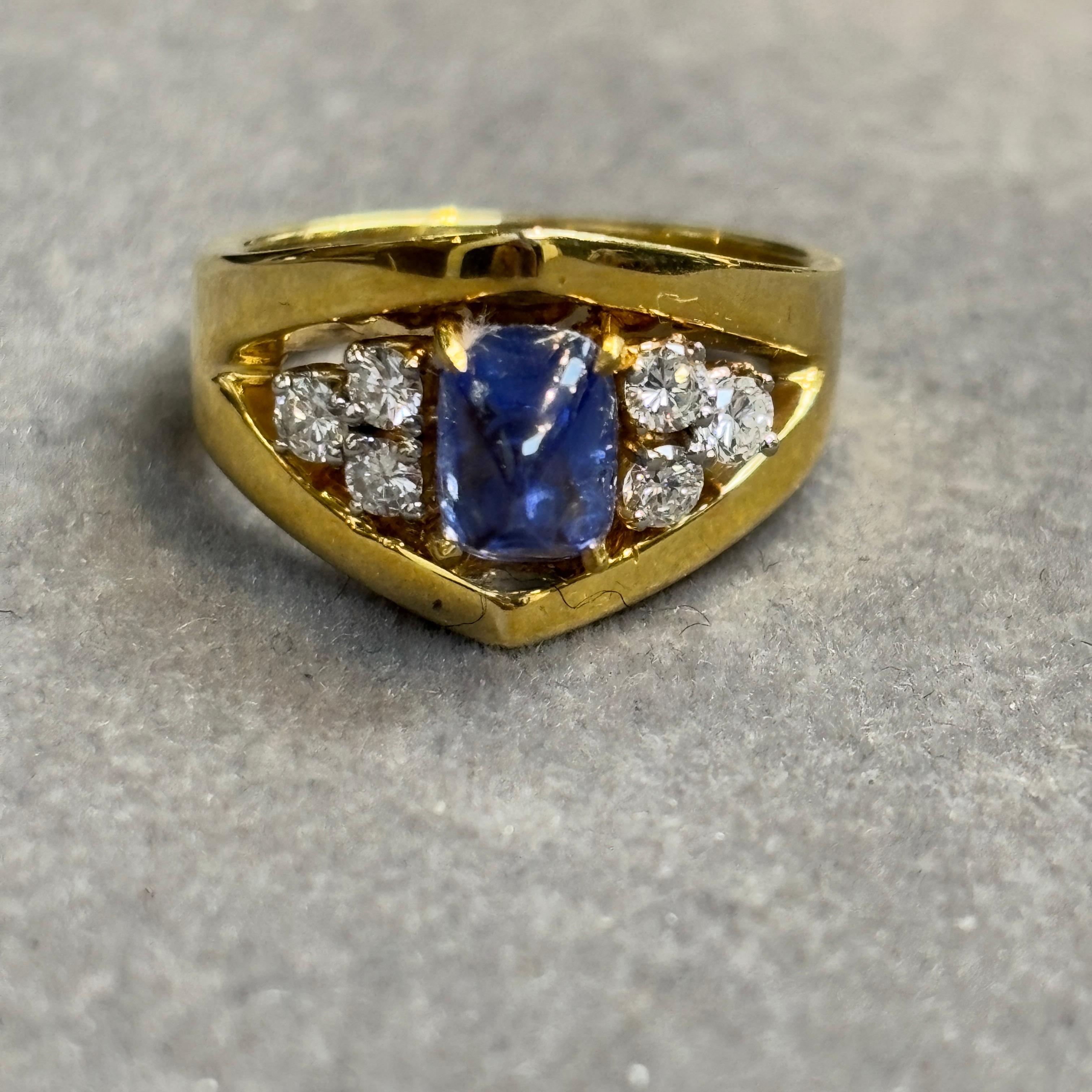 da uomo o donna Anello da uomo con zaffiro cabochon piramidale in vendita