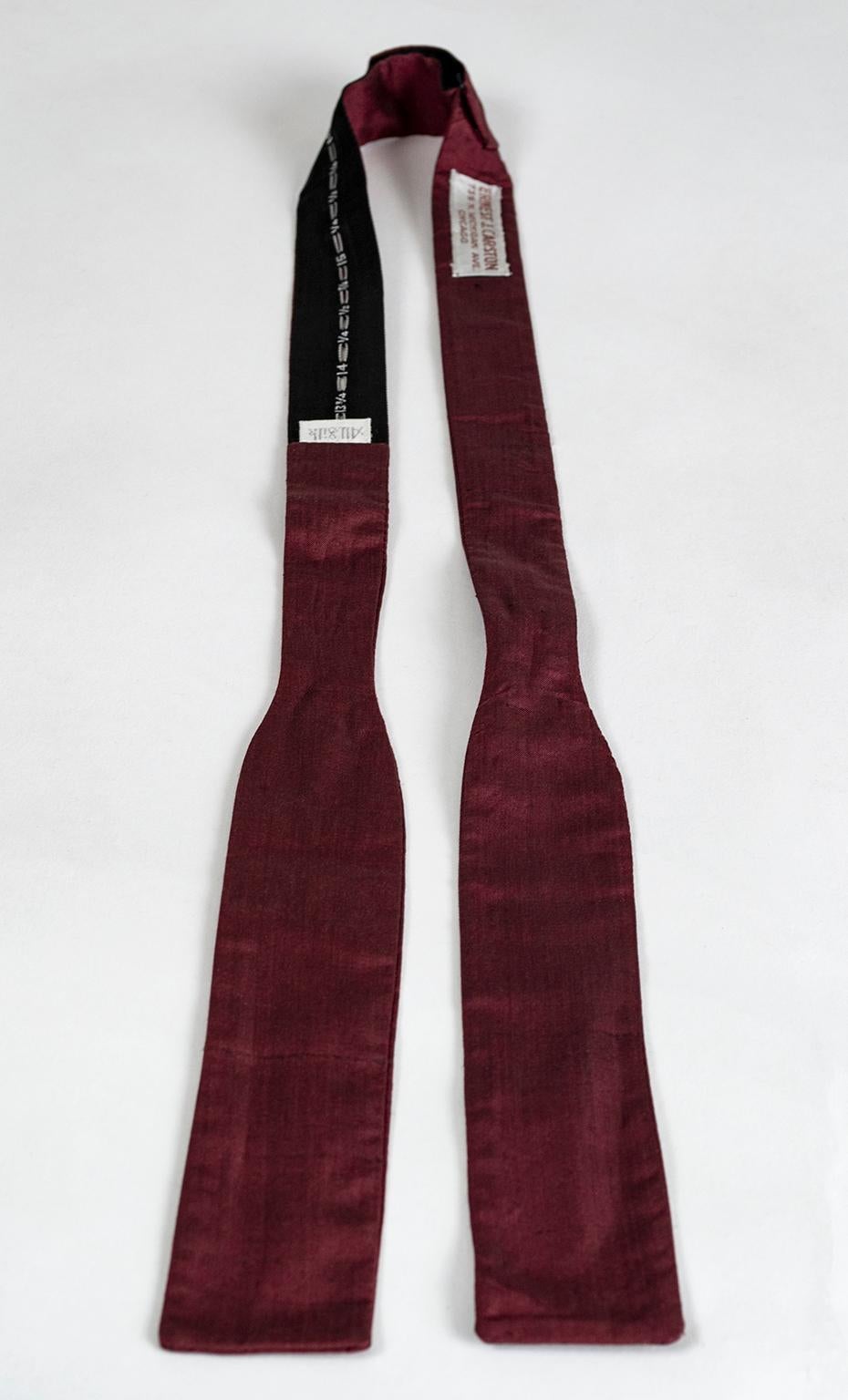 Men’s Raw Burgundy Silk Slim Bow Tie – Chicago, 1970s In Excellent Condition In Tucson, AZ
