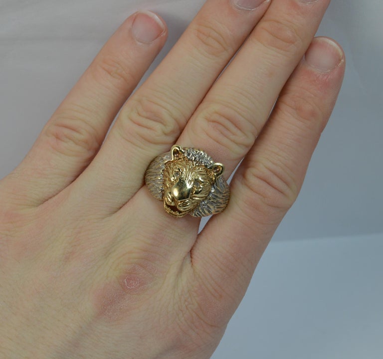 Men’s Realistically Formed 9 Carat Gold and Diamond Lion Head Signet Ring For Sale at 1stdibs