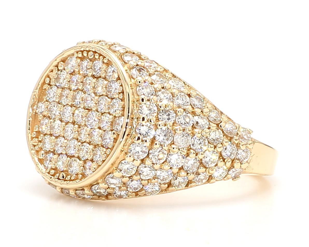 Mens Ring 2.37 Ct in White Brilliant Diamonds (123 pc) 14K Yellow Gold In New Condition For Sale In New York, NY