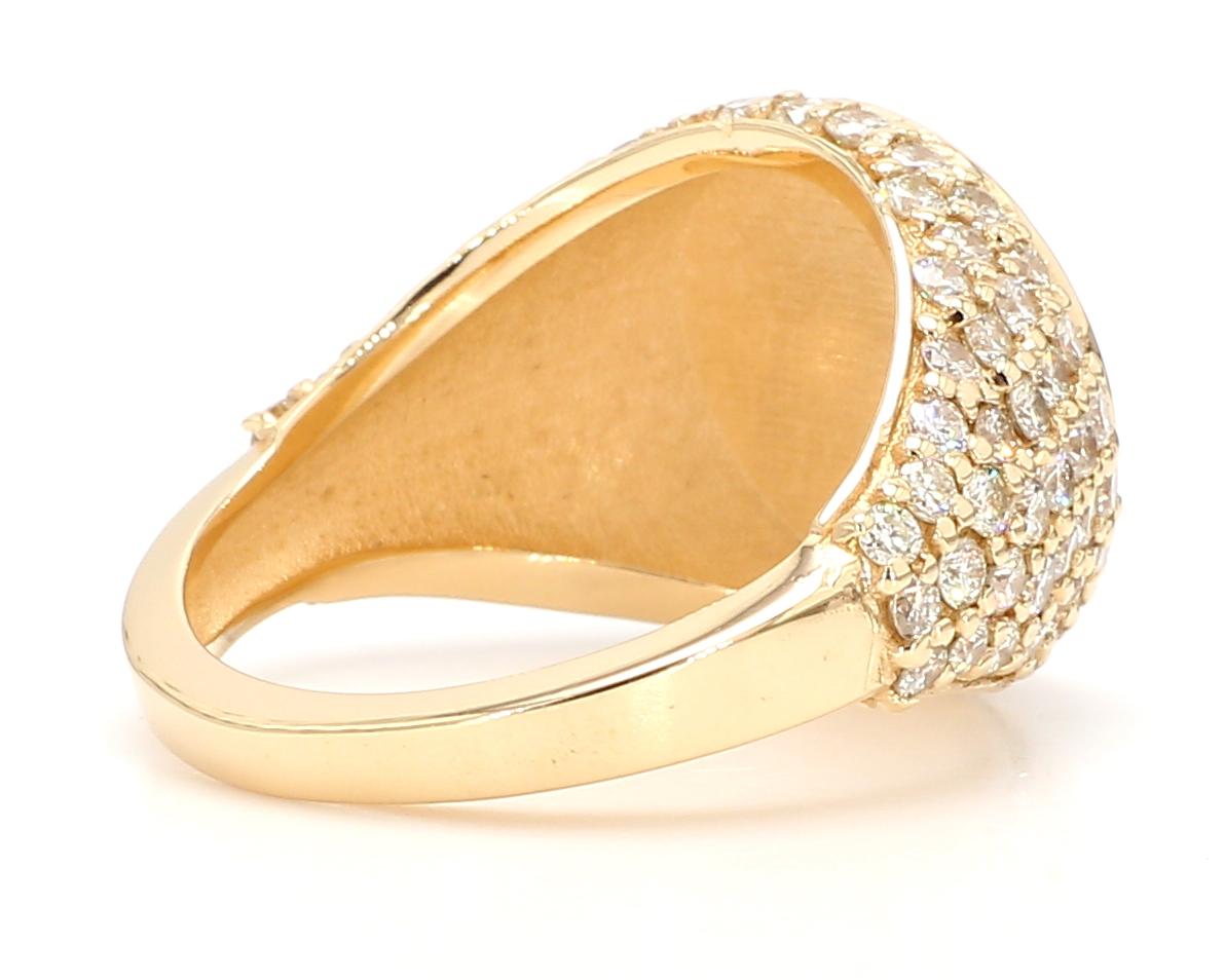 Mens Ring 2.37 Ct in White Brilliant Diamonds (123 pc) 14K Yellow Gold For Sale 3