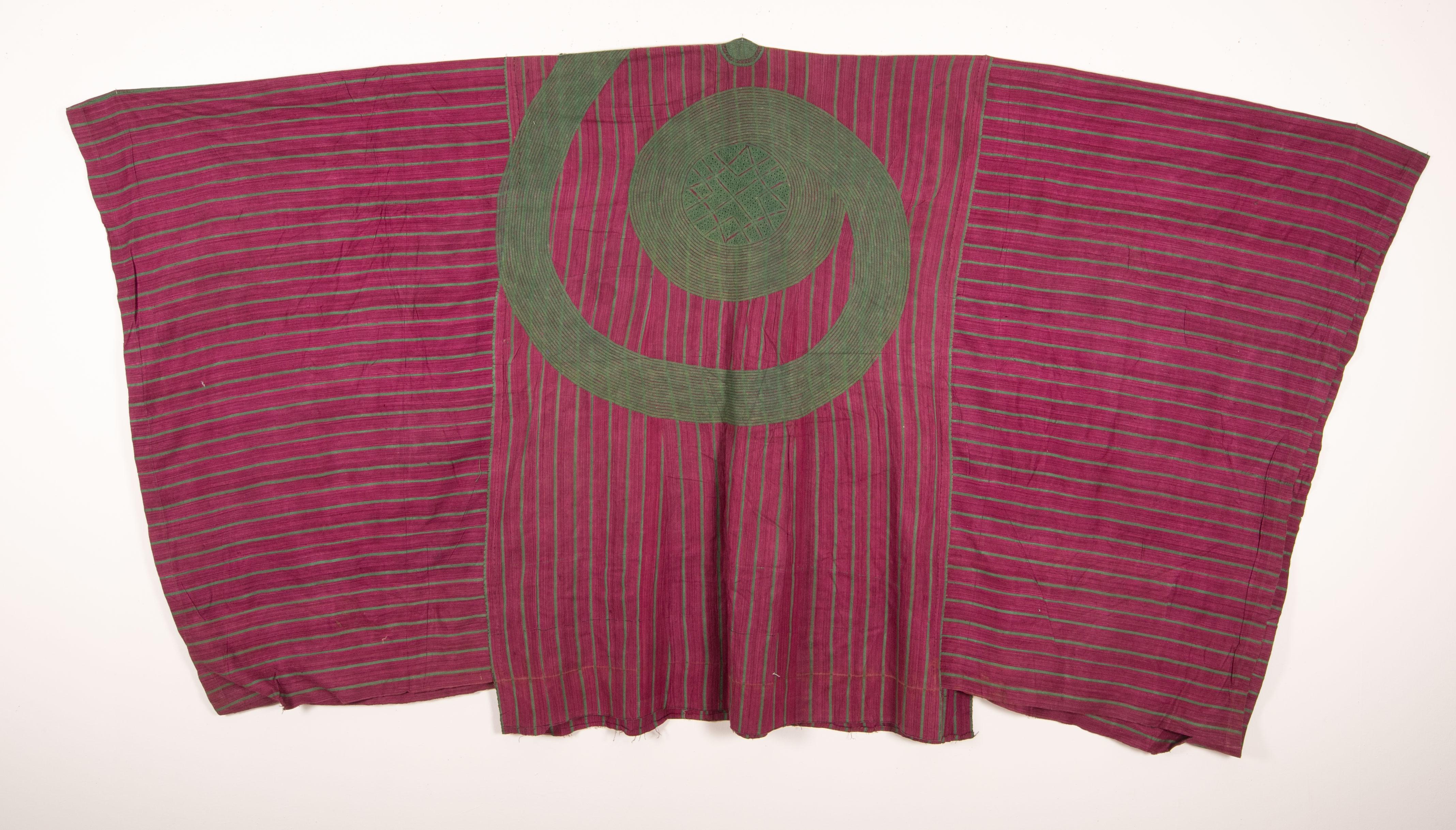 Mens Robe, Agbada, your, Nigeria, mid 20th C. For Sale 1