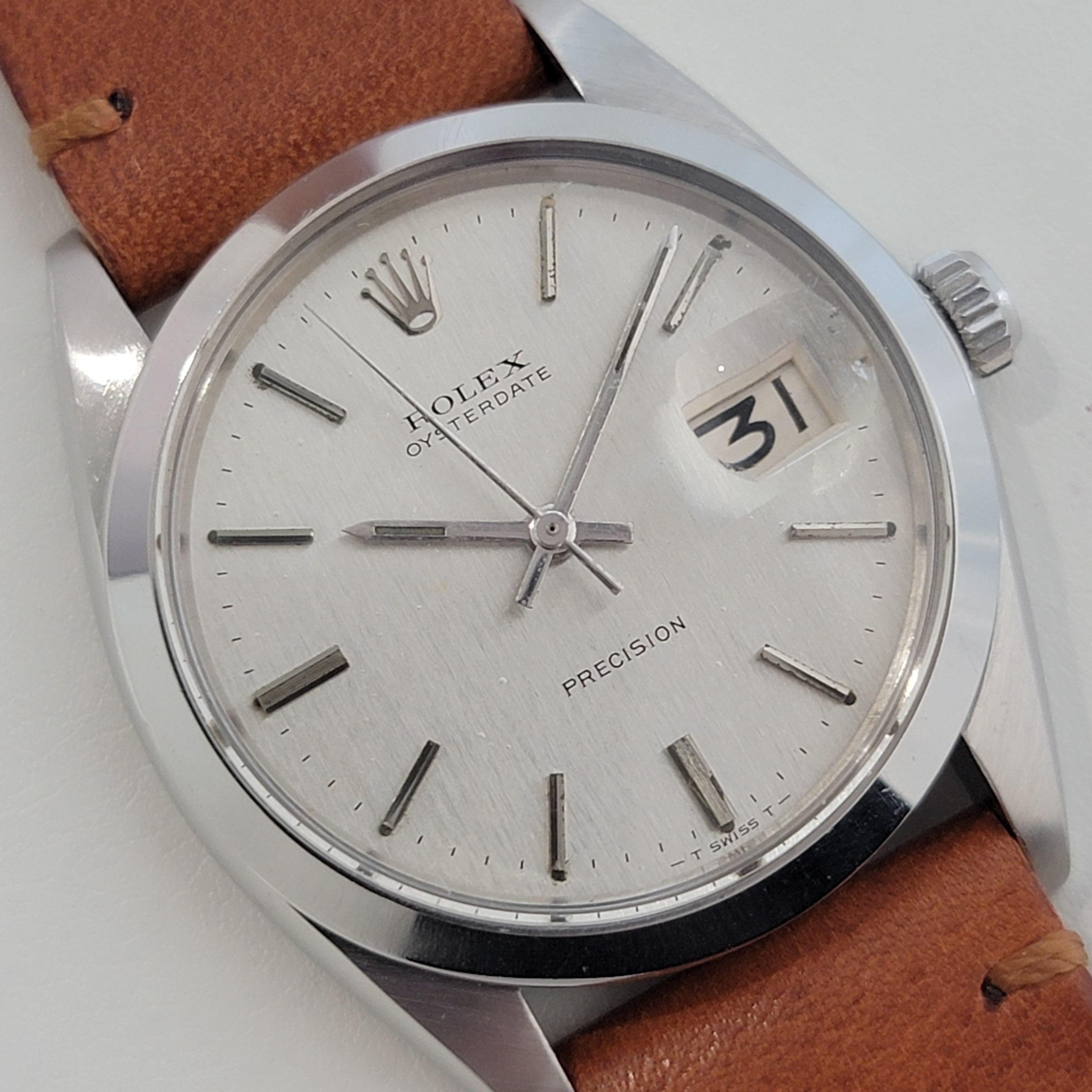 Timeless icon, Men's Rolex Oysterdate Precision ref.6694 hand-wind dress watch, c.1967. Verified authentic by a master watchmaker. Gorgeous Rolex signed silver dial, applied indice hour markers, silver minute and hour hands, sweeping central second