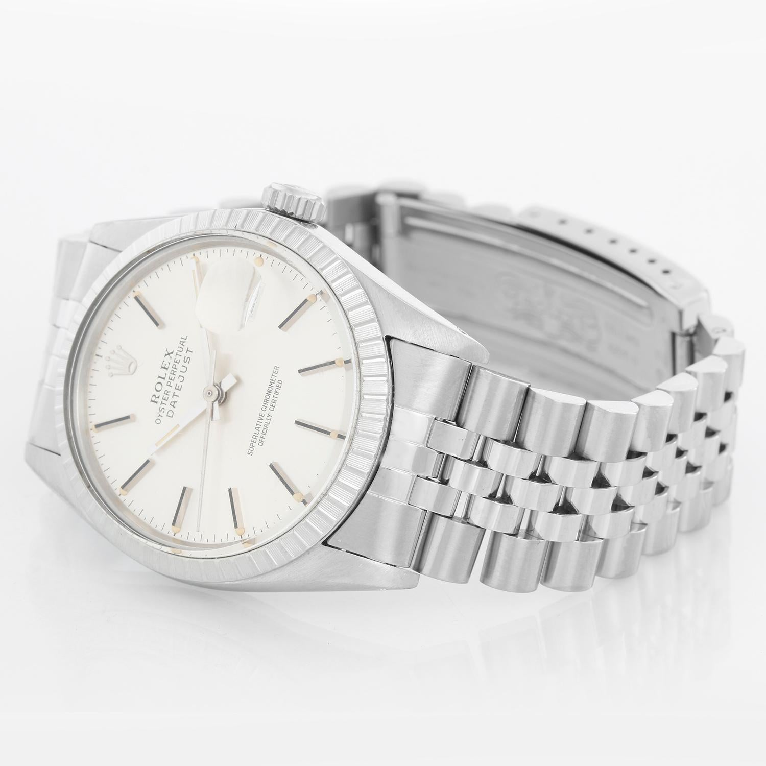 Men's Rolex Datejust Stainless Steel  Watch 16030 - Automatic winding, 27 jewels, Quickset, acrylic crystal. Stainless steel case with fluted bezel ( 36 mm ). Silver dial with stick hour markers. Stainless steel Jubilee bracelet. Pre-owned with