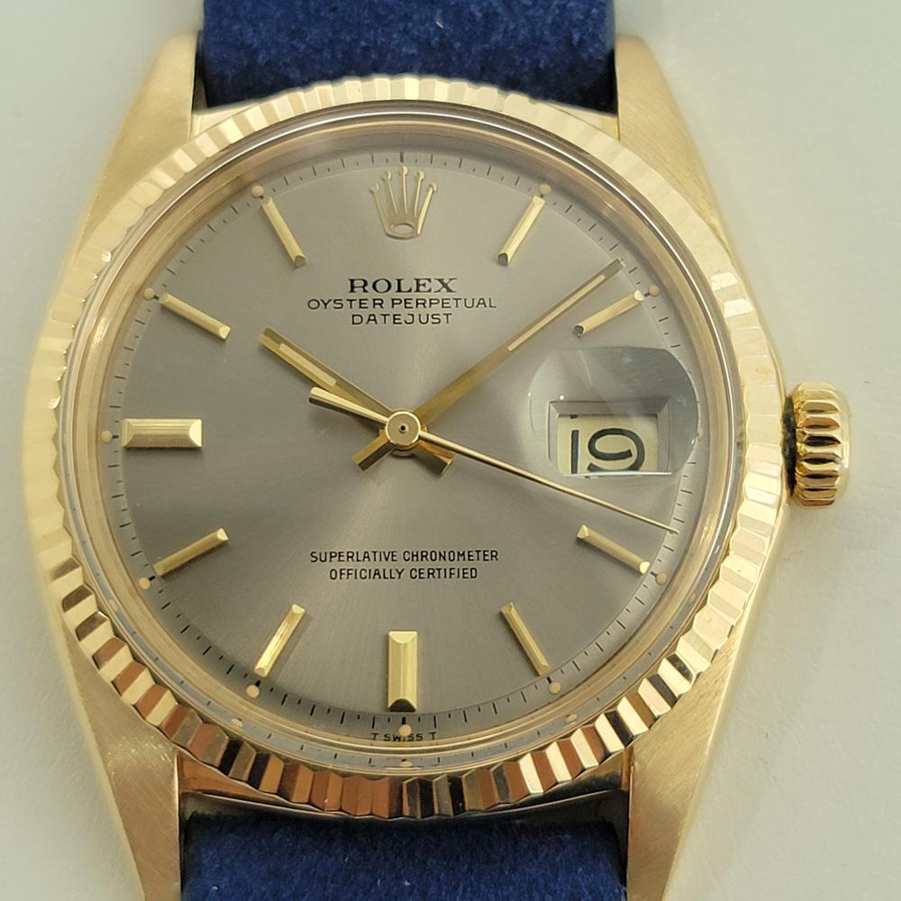 Timeless luxury, Men's 18k solid gold Rolex Oyster Datejust ref.1601 automatic, c.1972, in immaculate condition. Verified authentic by a master watchmaker. Gorgeous rare Rolex signed bronze dial, applied baton indice hour markers, gilt minute and
