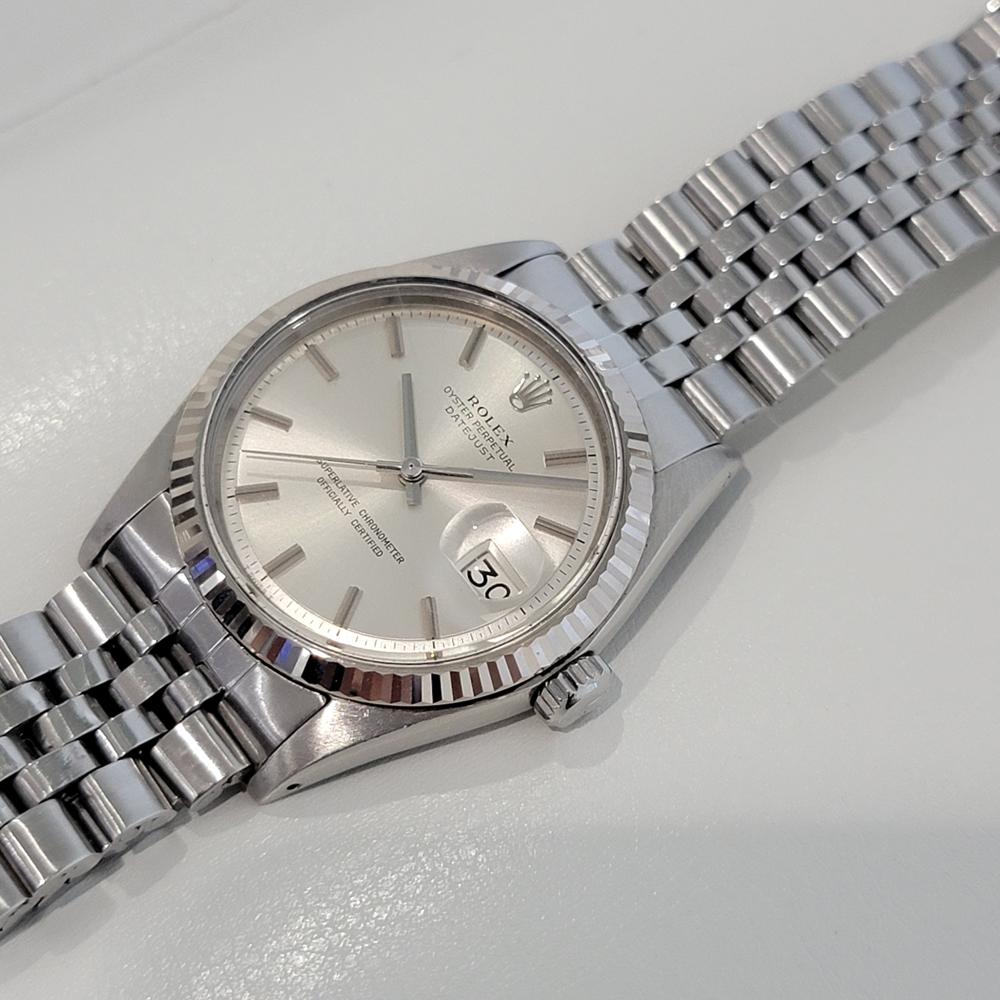 Mens Rolex Oyster Datejust 1601 18k Gold SS Automatic 1970s Vintage RA338 In Excellent Condition For Sale In Beverly Hills, CA