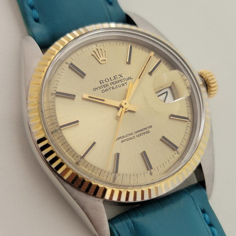 Mens Rolex Oyster Datejust 1601 18k SS Automatic 1970s Vintage Swiss RA170 In Excellent Condition For Sale In Beverly Hills, CA