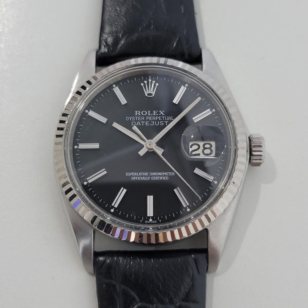Classic icon, Men's 18k white gold and stainless steel Rolex Oyster Datejust ref.1601 automatic, c.1971. Verified authentic by a master watchmaker. Gorgeous Rolex signed black dial, applied indice hour markers, silver minute and hour hands, sweeping