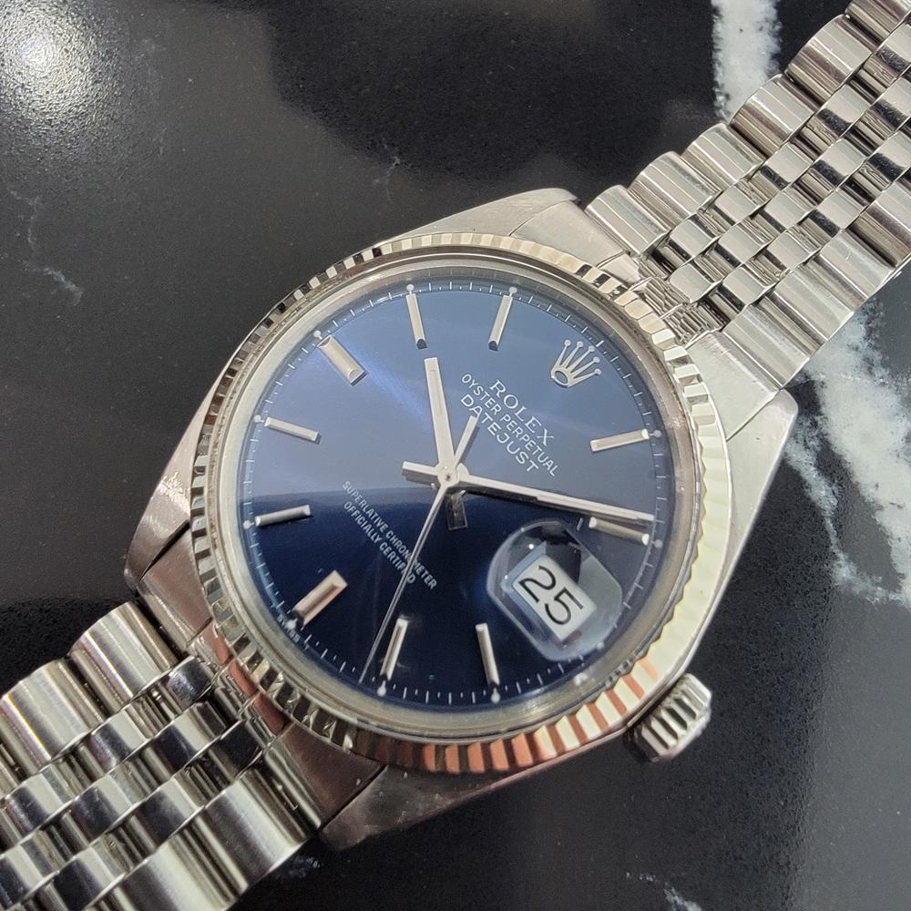 Timeless icon, men's Rolex Oyster Perpetual Datejust ref.1601 automatic, c.1969, all original. Verified authentic by a master watchmaker. Stunning Rolex signed blue dial, applied silver indice hour markers, minute and hour hands, sweeping central