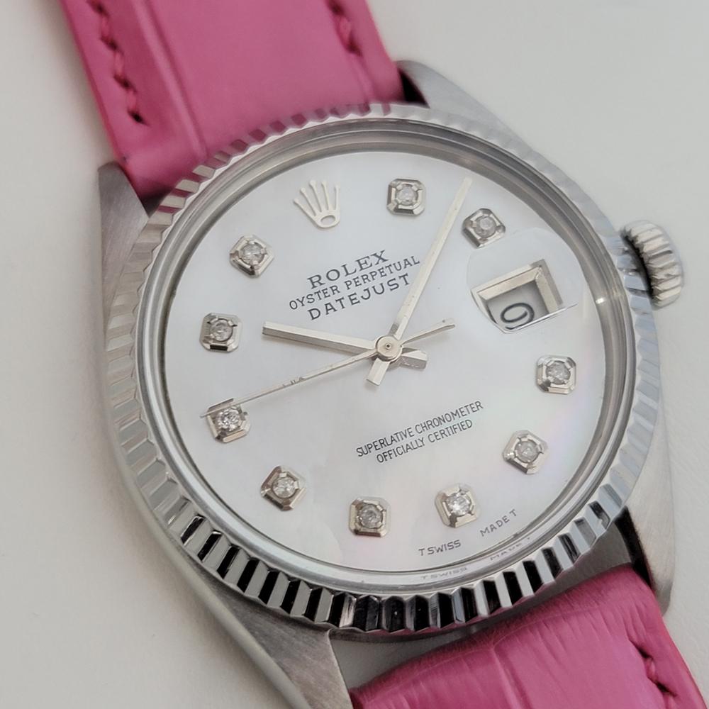 Mens Rolex Oyster Datejust Ref 1601 18k SS MOP Dial 1970s Automatic RA243P In Excellent Condition For Sale In Beverly Hills, CA