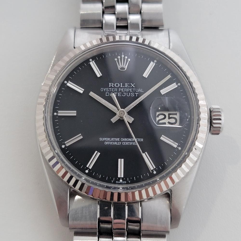 Timeless classic, Men's 18k white gold and stainless steel Rolex Oyster Datejust ref.1601 automatic, c.1971, all original. Verified authentic by a master watchmaker. Gorgeous Rolex signed black dial, applied indice hour markers, silver minute and