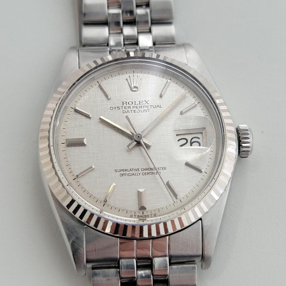 Gorgeous classic, Men's all-stainless steel Rolex Oyster Datejust ref.1601 automatic, c.1972, all original. Verified authentic by a master watchmaker. Gorgeous Rolex signed silver linen dial, applied indice hour markers, silver minute and hour